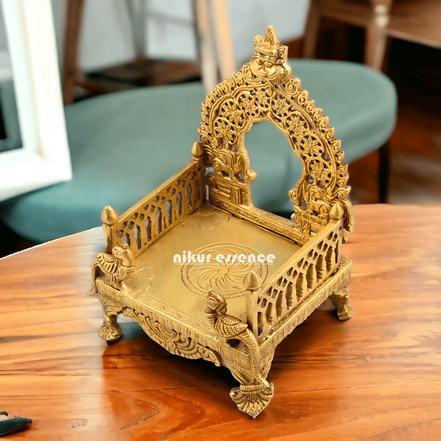 Buy Bhagwan Palki Chowki in brass, 8 Inches Handcrafted Hindu Deity Processional Seat Nikuressence