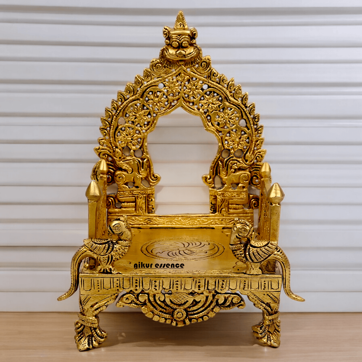 Buy Brass Bhagwan chowki by Nikur Essence - 8 Inch Nikuressence