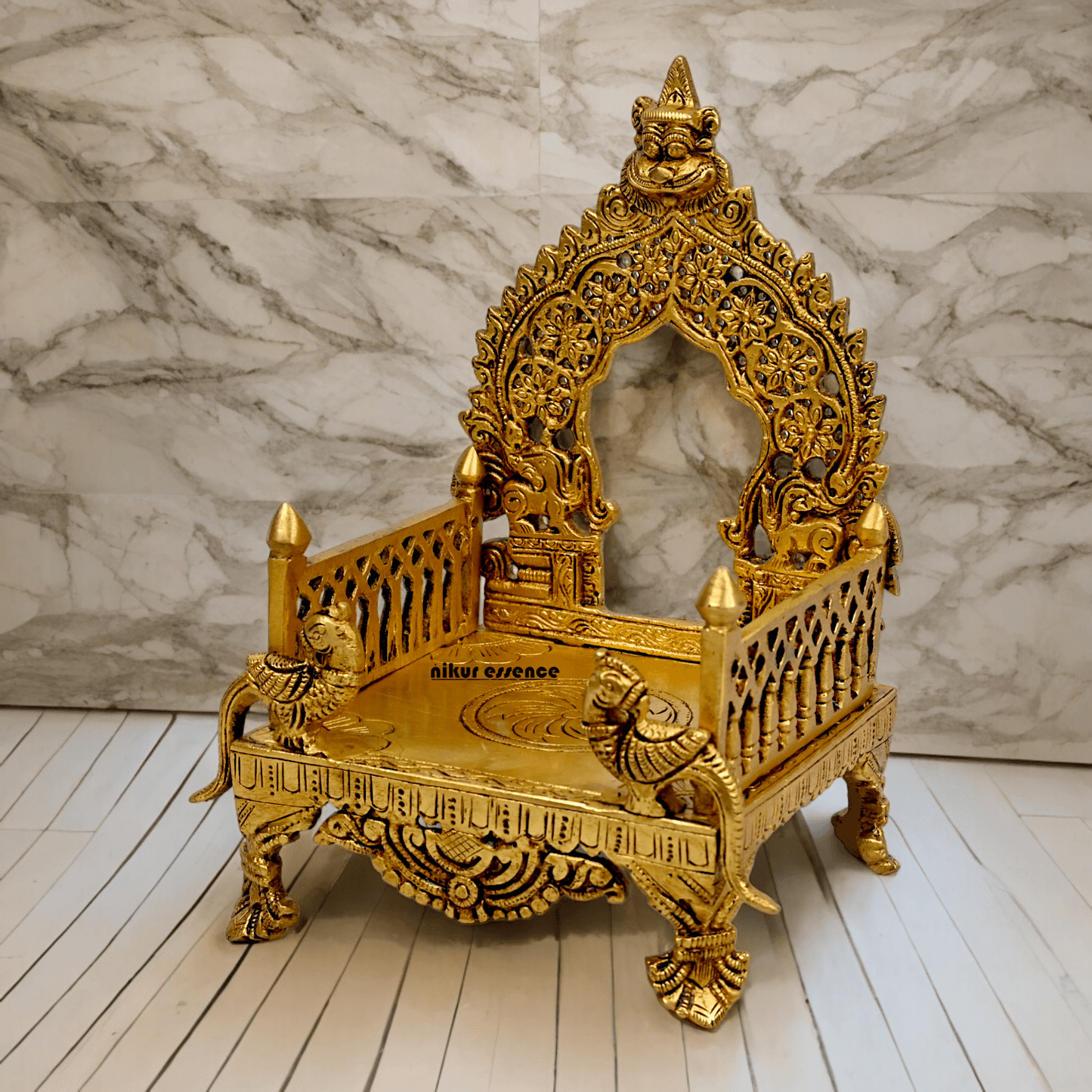 Buy Brass Bhagwan chowki by Nikur Essence - 8 Inch Nikuressence