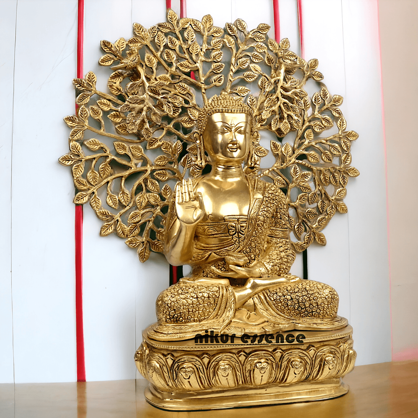 Brass Buddha Statue with Intricately Detailed Tree - nikuressence Nikuressence