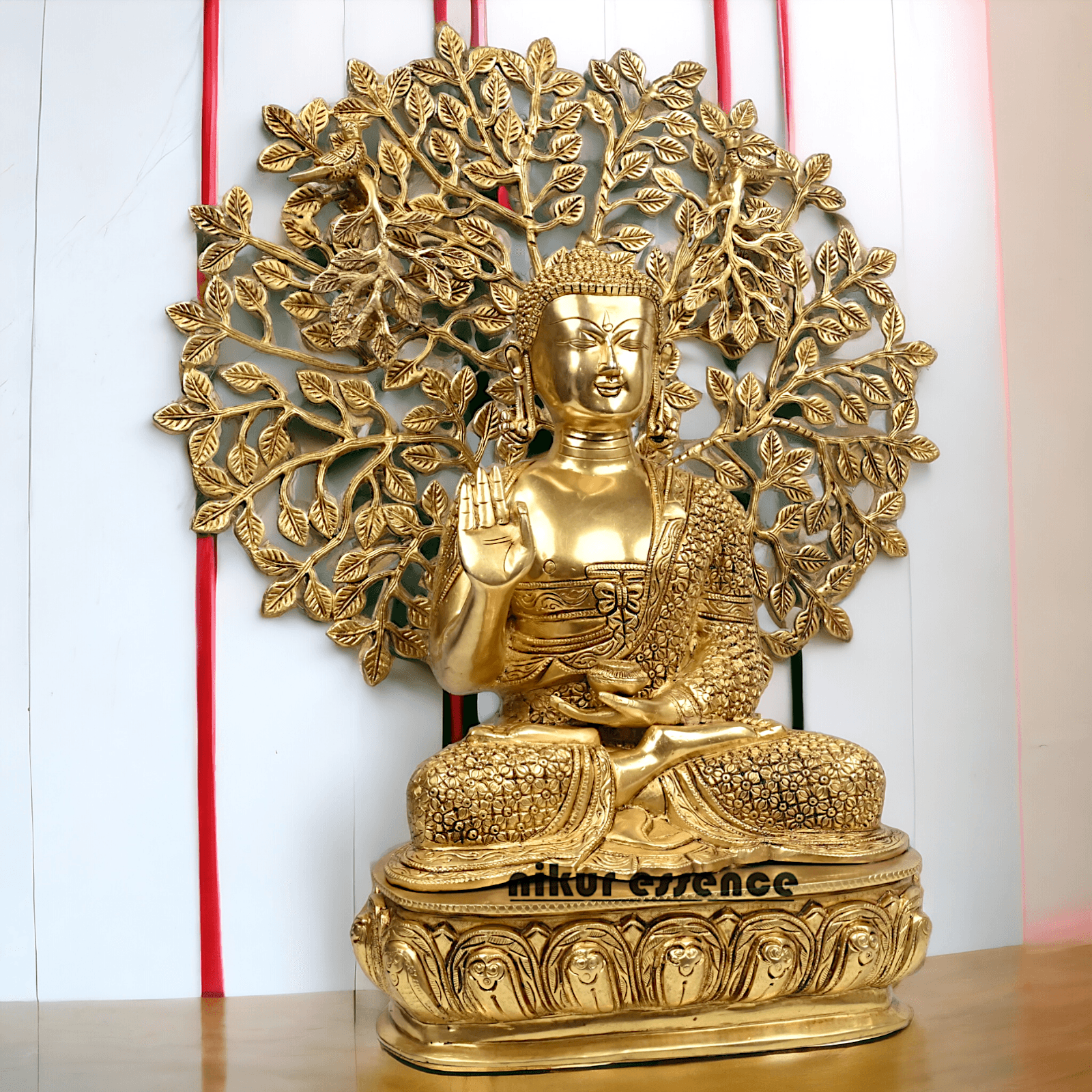 Brass Buddha Statue with Intricately Detailed Tree - nikuressence Nikuressence