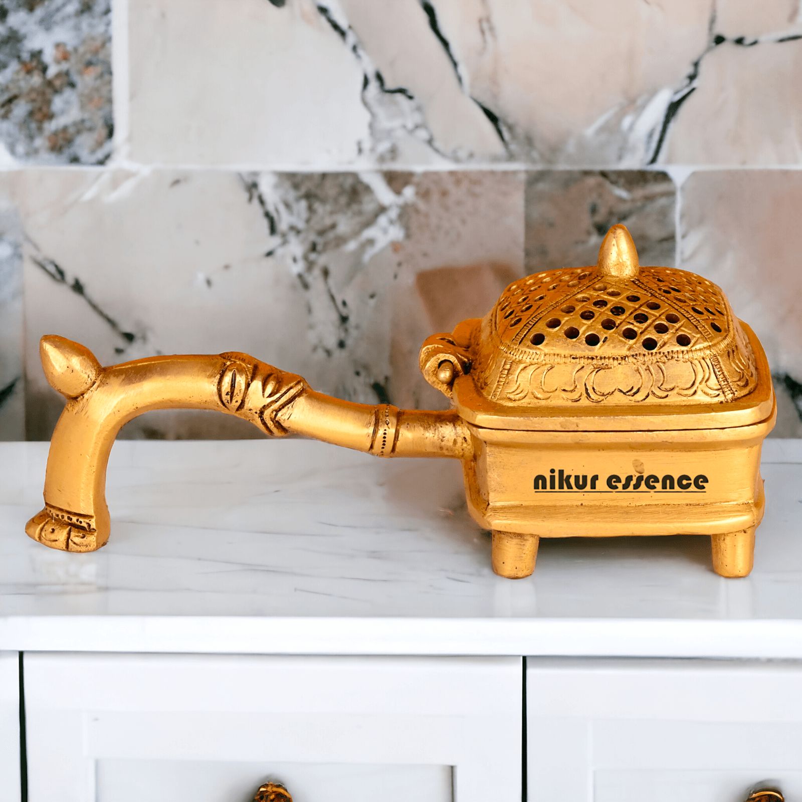 Brass Dhoop Dani with Handle Nikuressence