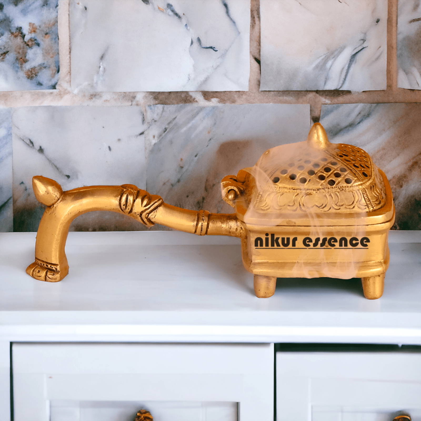 Brass Dhoop Dani with Handle Nikuressence