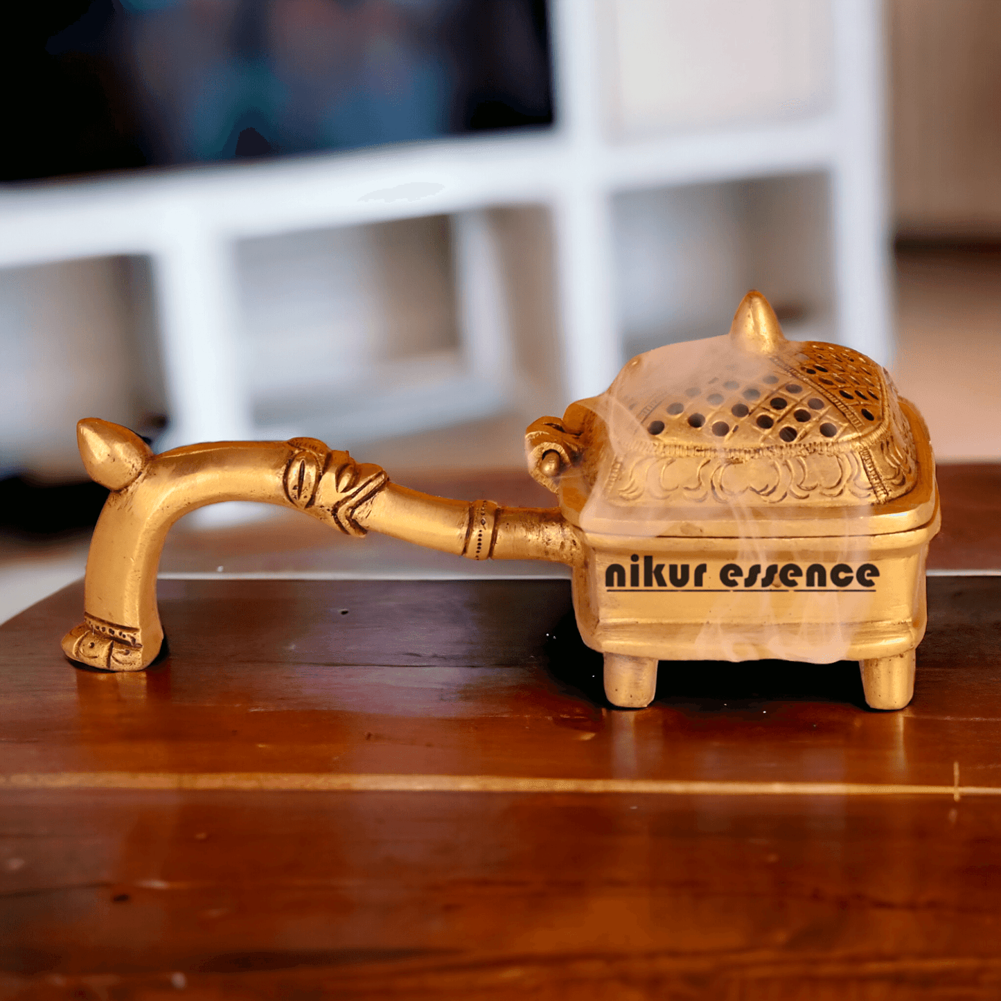 Brass Dhoop Dani with Handle Nikuressence