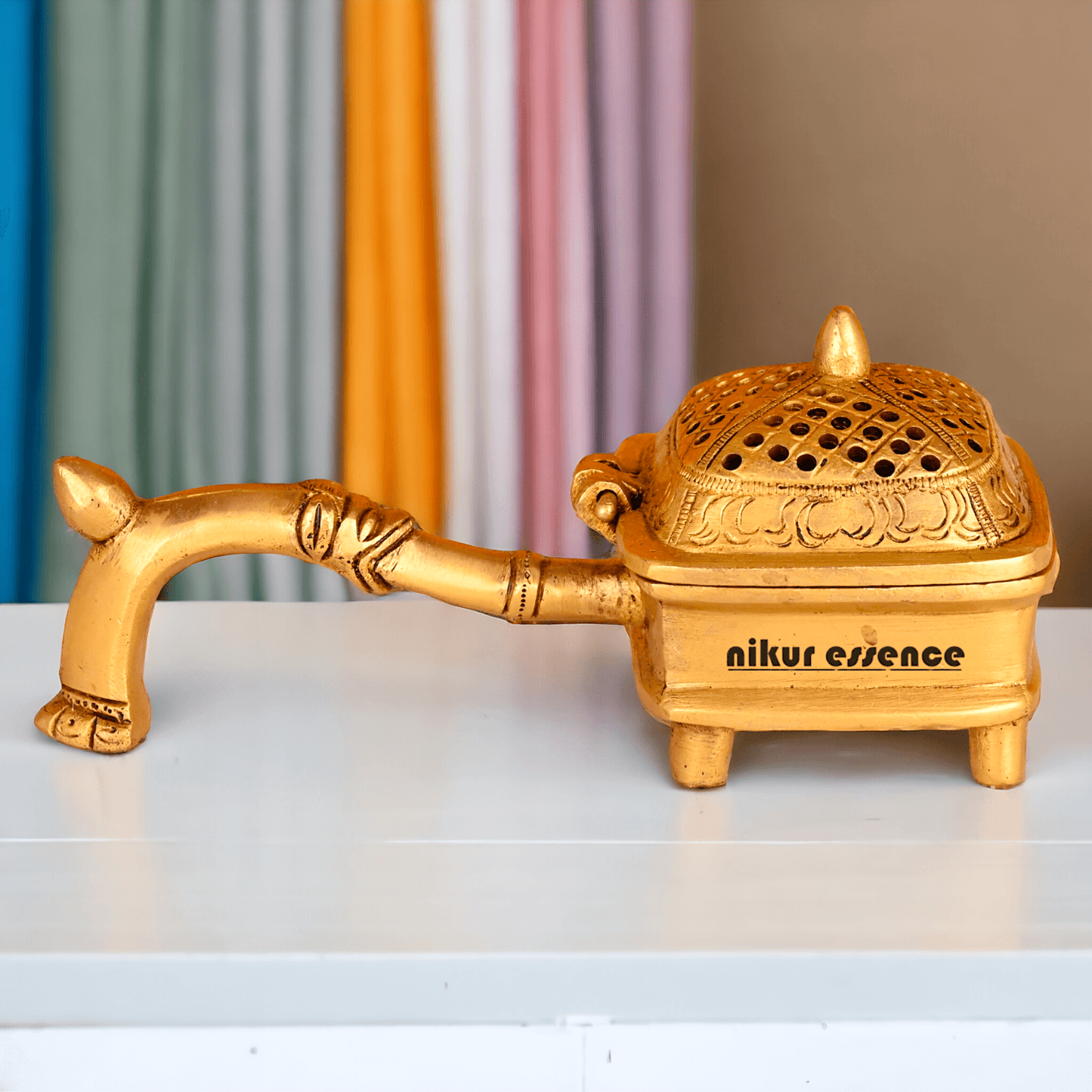 Brass Dhoop Dani with Handle Nikuressence
