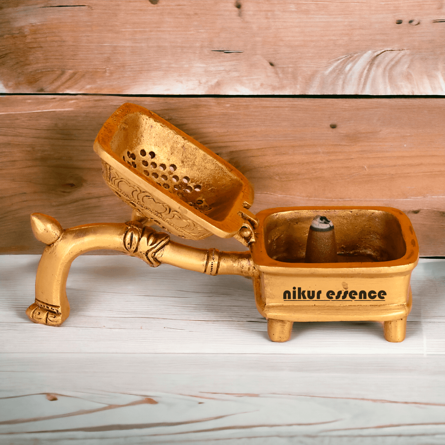Brass Dhoop Dani with Handle Nikuressence