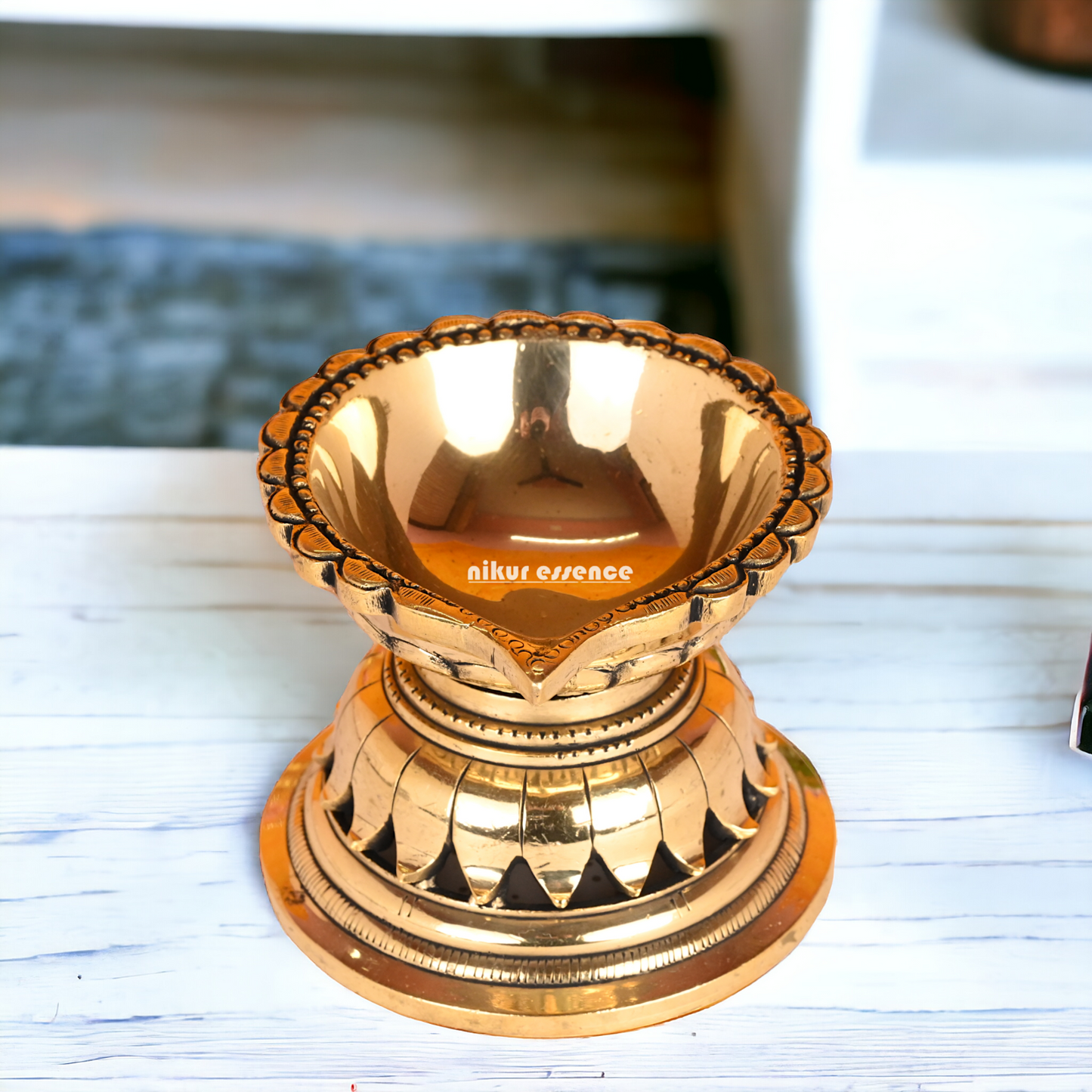 Superfine Brass Diya with Stand - 2.8 Inch Nikuressence