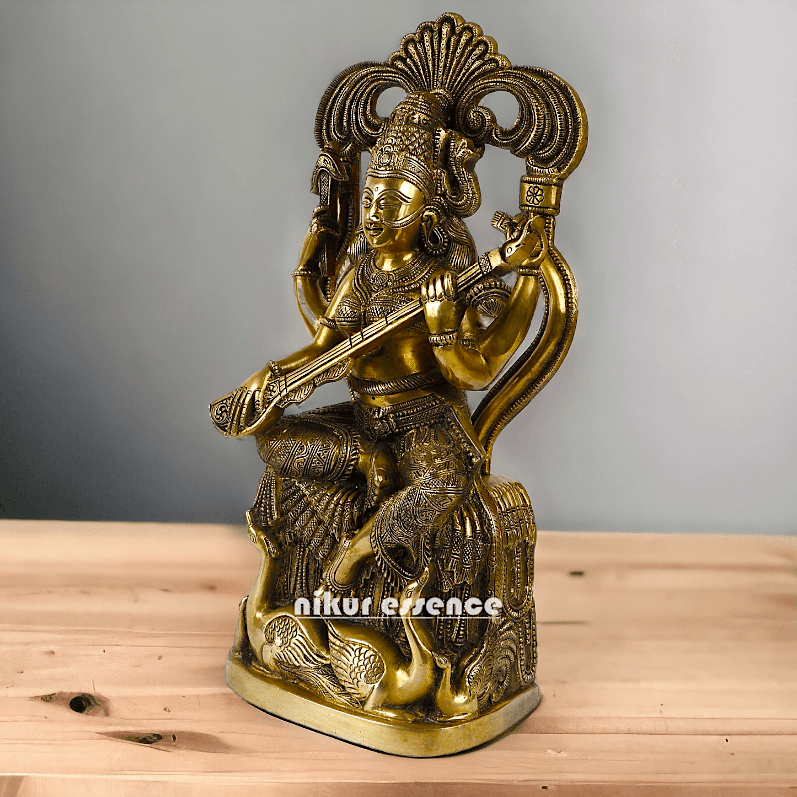 Brass Maa Saraswati Idol buy online ,Handcrafted Hindu Goddess Saraswati Statue for Home Decor Nikuressence