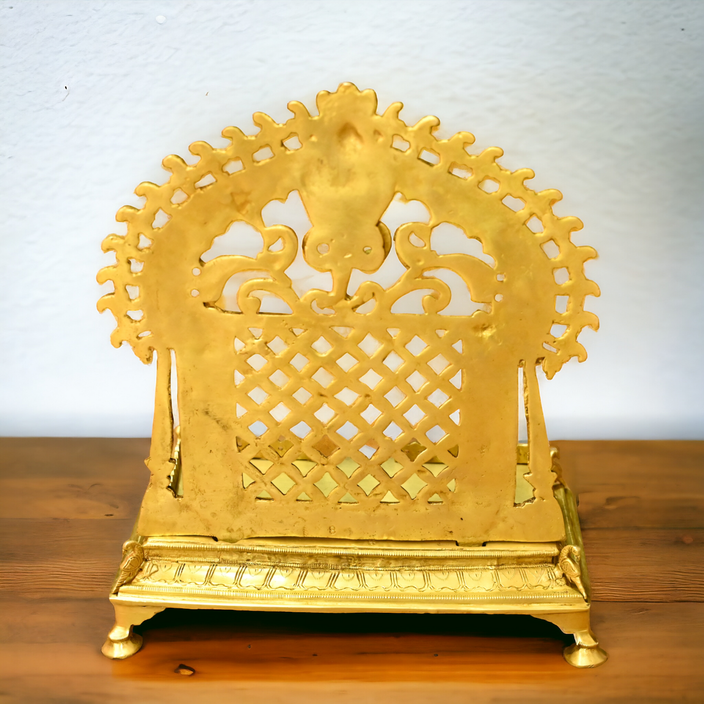Brass PRABHAVALI Singhasan – Handcrafted Traditional Indian Throne for Divine Worship and Decorative Elegance Nikuressence