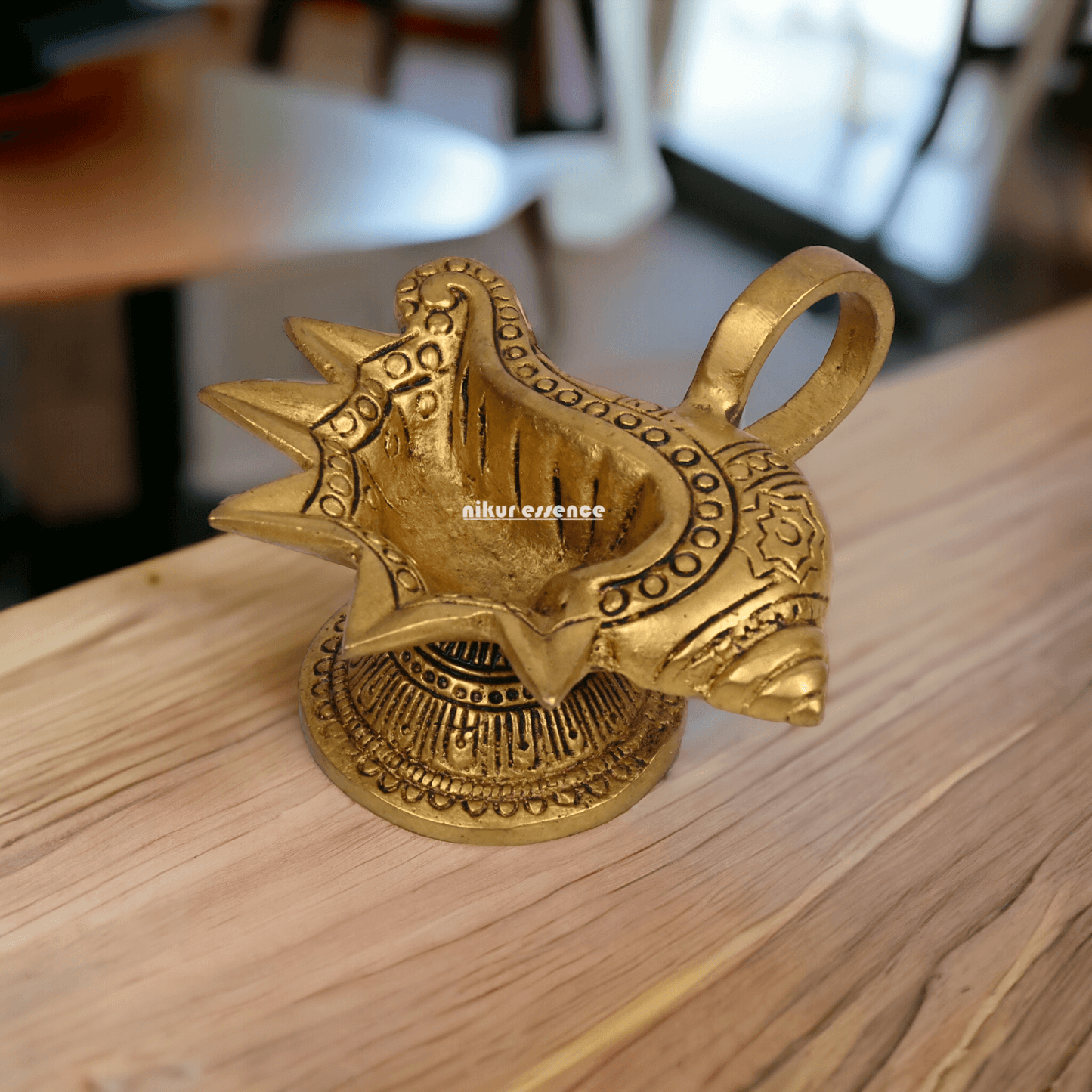 Solid Brass Shankh Shape Oil lamp Diya by Nikur Essence - 4 Inch Nikuressence
