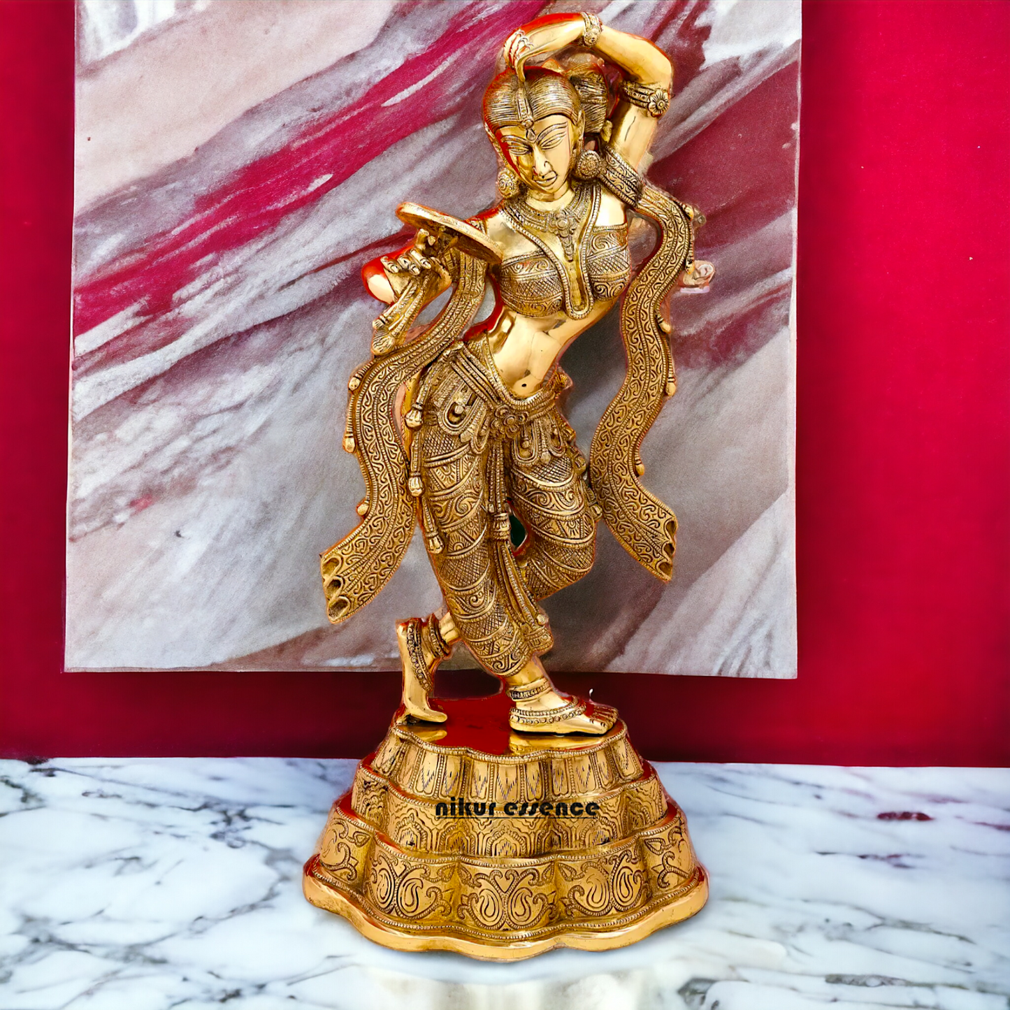 Brass Statue of a Young Lady Applying Vermilion, Capturing the Timeless Ritual of Beauty and Grace Nikuressence