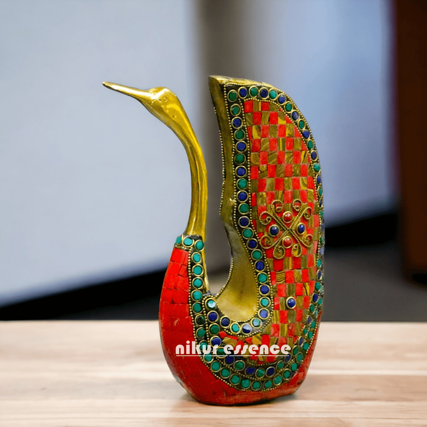 Brass Swan Figurine Adorned with Sparkling Gemstones – A Stunningly Elegant Decorative Sculpture Nikuressence