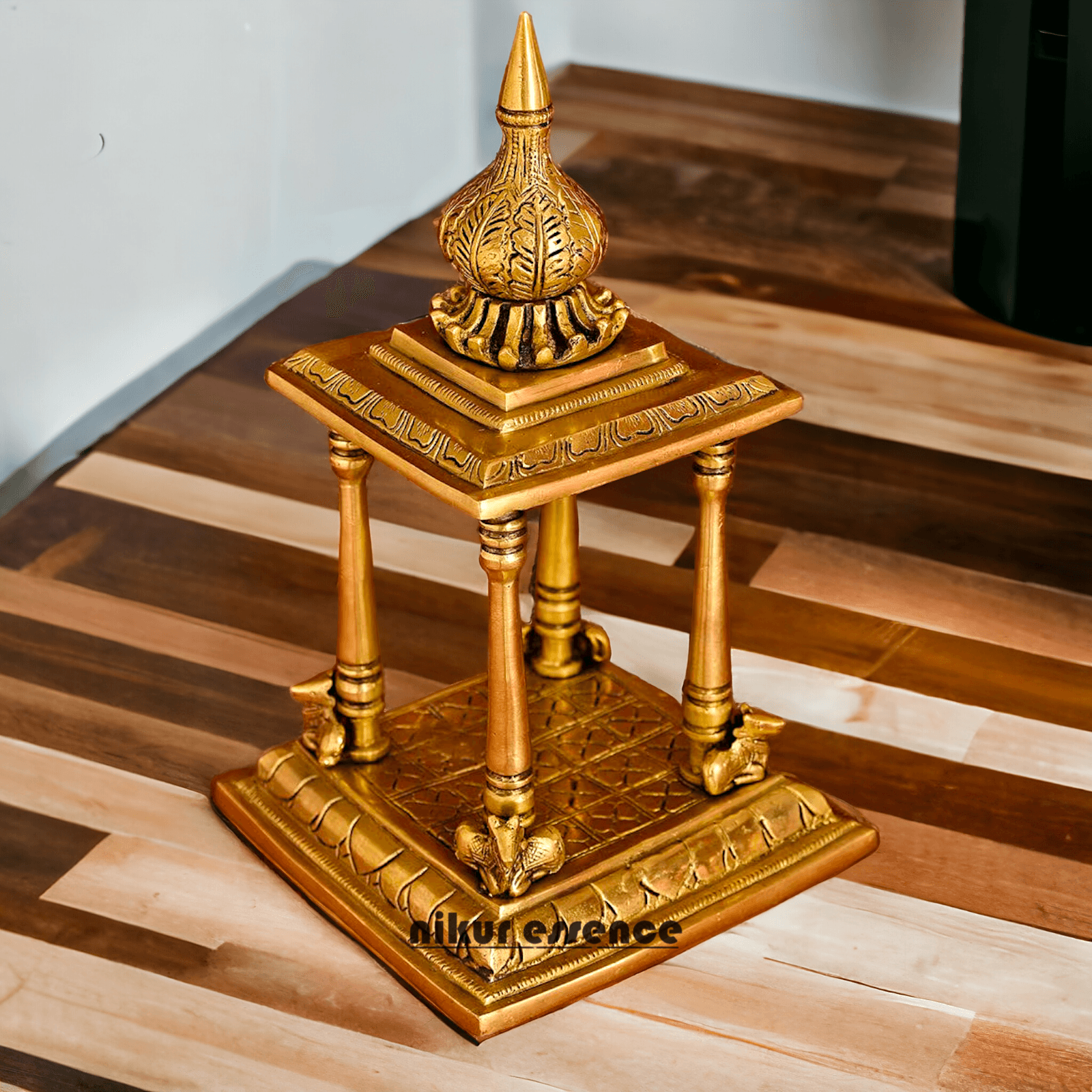 Online buy Brass Temple Deity Statue with Intricate Detailing and Sacred Aura Nikuressence