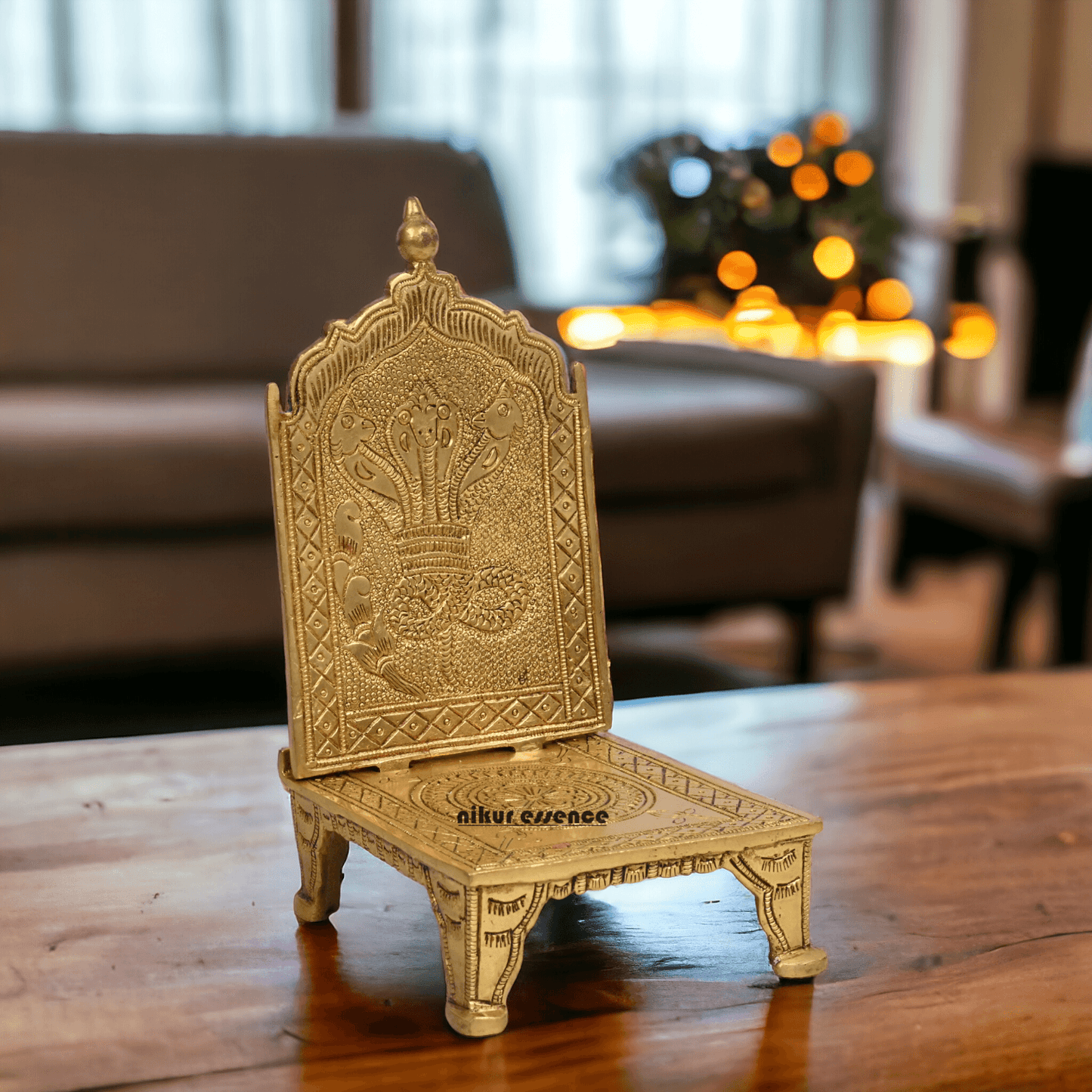 Buy Throne in Solid Brass 18 cm by Nikur Essence Nikuressence