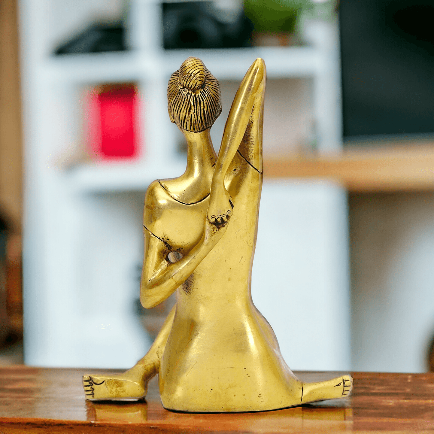 Yoga Posture Gomukhasana Pose Figurine Statue - Handcrafted Serenity and Balance Sculpture for Home Decor and Meditation Space Nikuressence