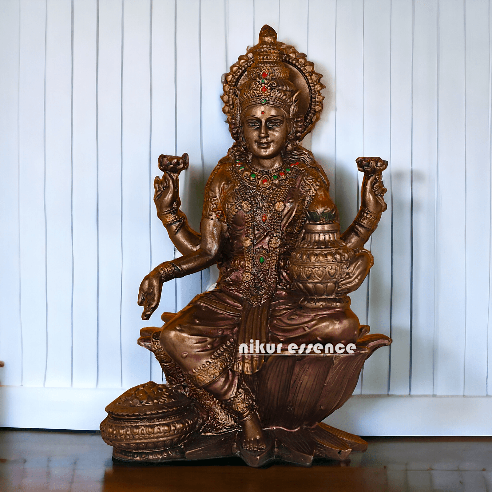Bronze Lakshmi statue Seated on Lotus - Handcrafted Hindu Sculpture for Prosperity and Blessings Nikuressence