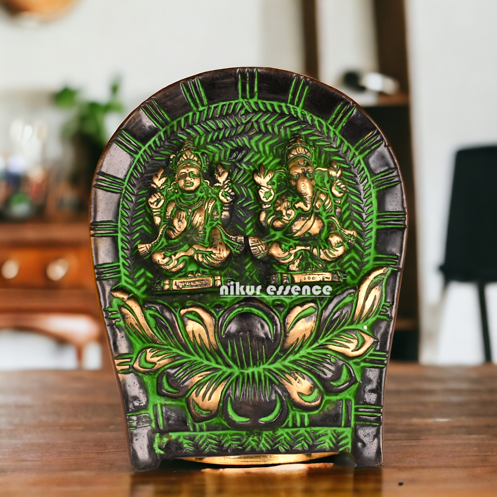 Buy Brass Beautiful Lakshmi Ganesh idol wall hanging - 7.5 Inches Nikuressence