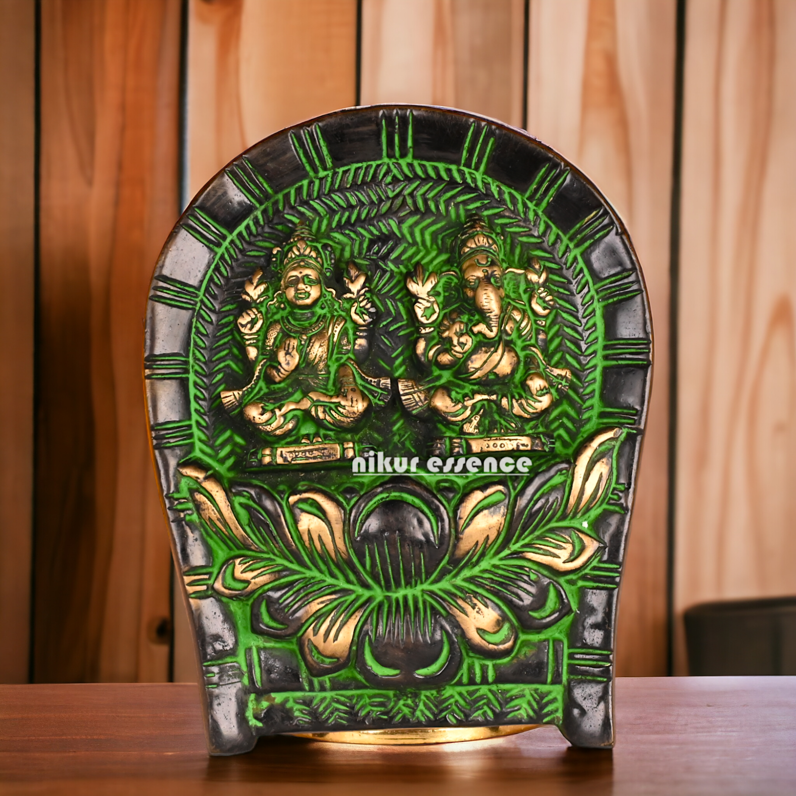 Buy Brass Beautiful Lakshmi Ganesh idol wall hanging - 7.5 Inches Nikuressence