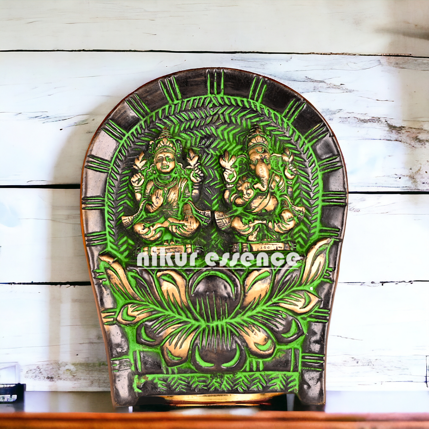 Buy Brass Beautiful Lakshmi Ganesh idol wall hanging - 7.5 Inches Nikuressence