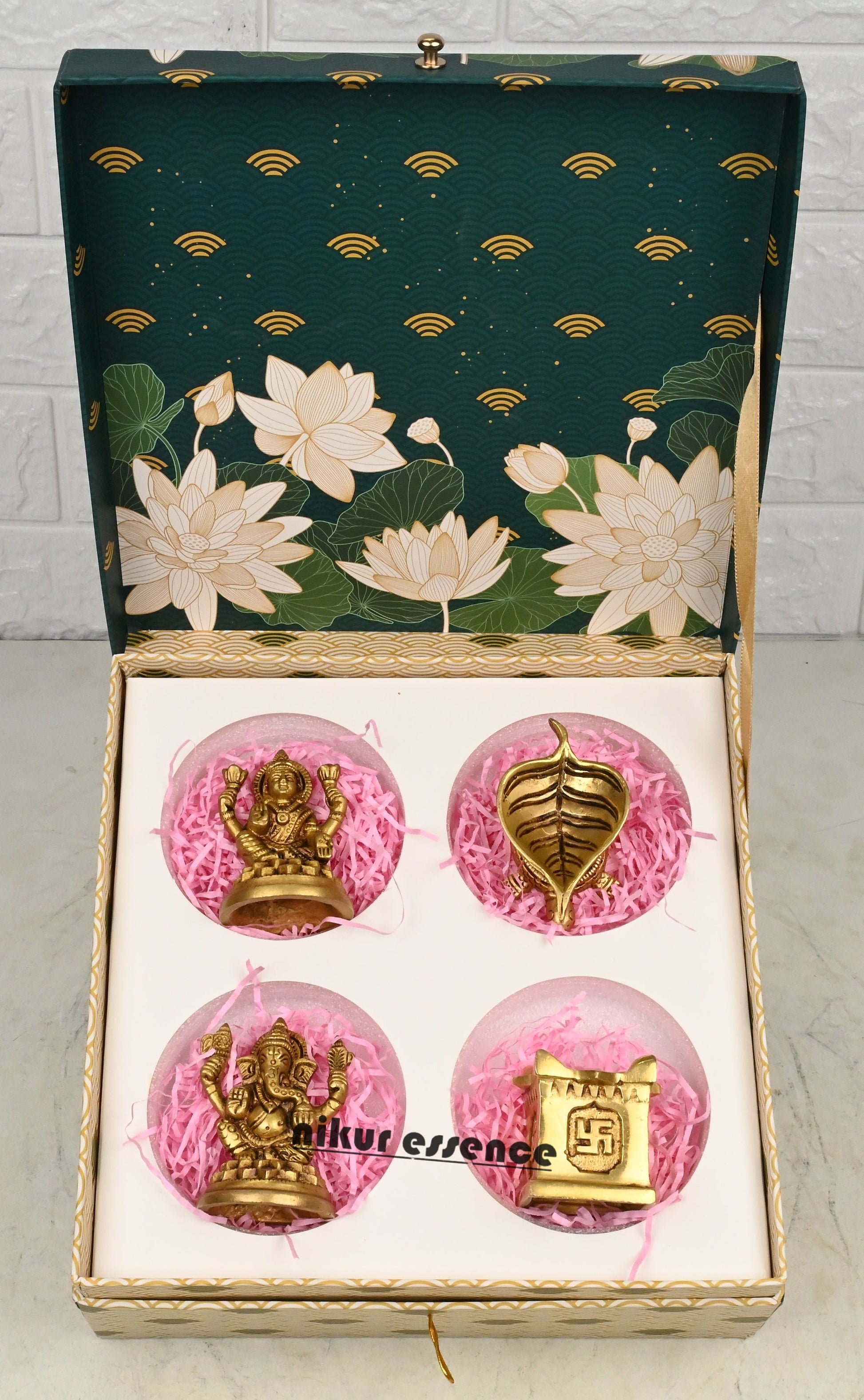 Brass diwali gift Nikuressence