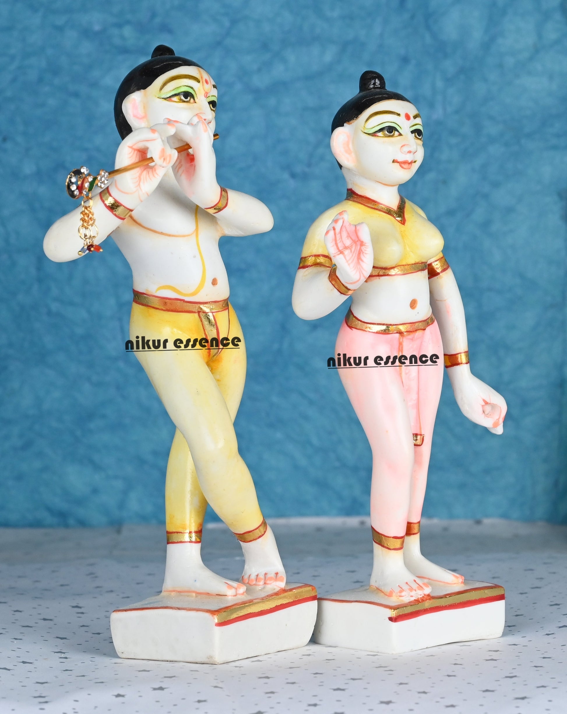 ISKCON Radha Krishna Statue -nikur essence Nikuressence
