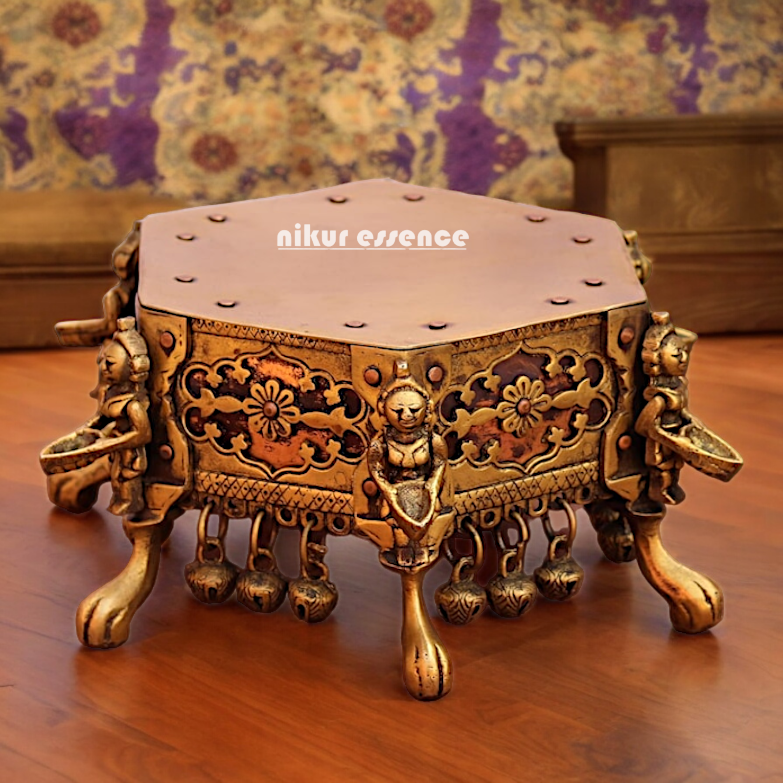 Brass chowki table - 10 Inches Nikuressence