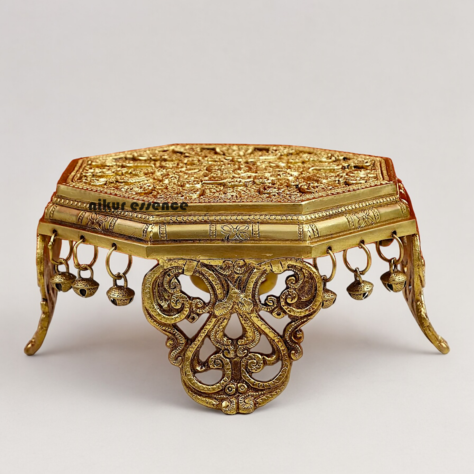 Solid Braas Chowki with Bells Goongru - 11.5 cm Nikuressence