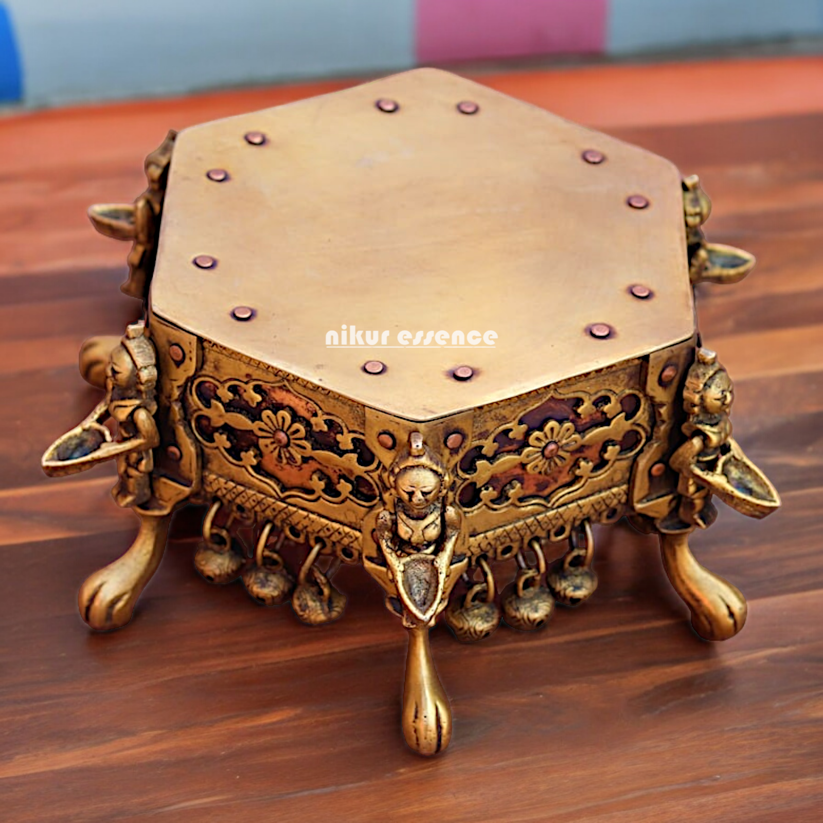 Superfine Pure Brass Chowki with Bells Ghungroo - 17 cm Nikuressence
