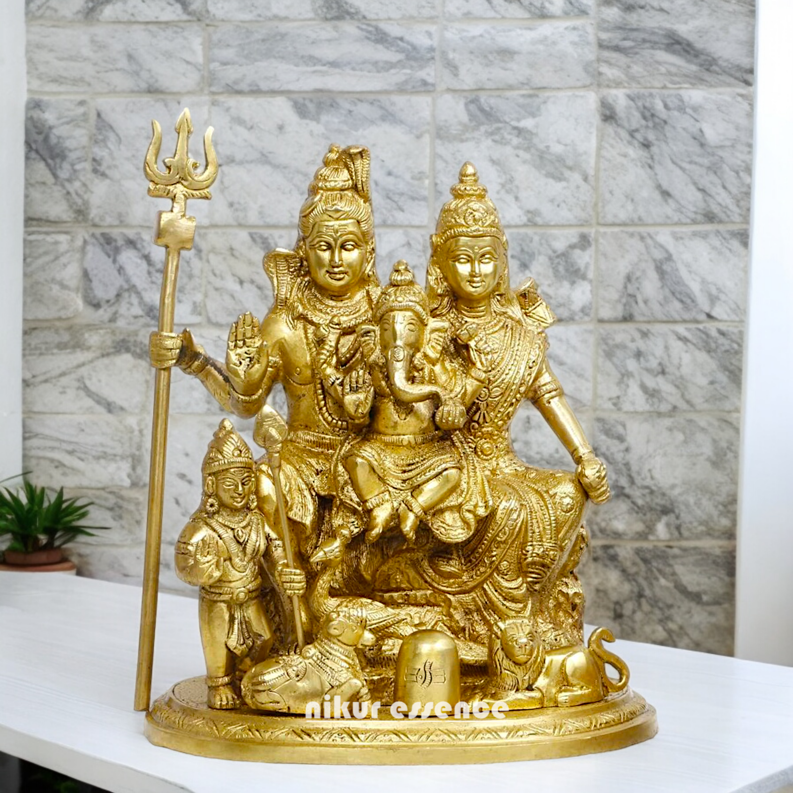 Solid Brass Shiva Parivar Idol - 9 inches Nikuressence