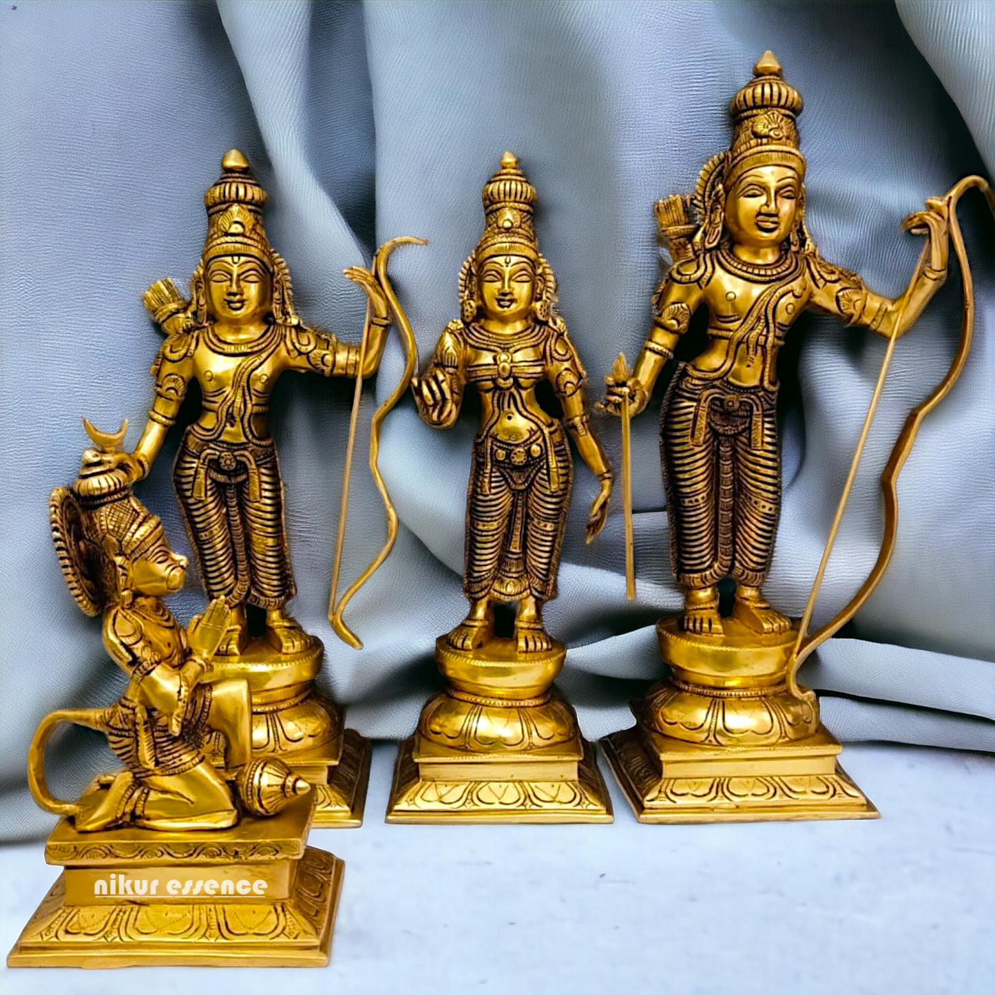 Pure brass Ram Darbar Set Idol - 18 inches Nikuressence