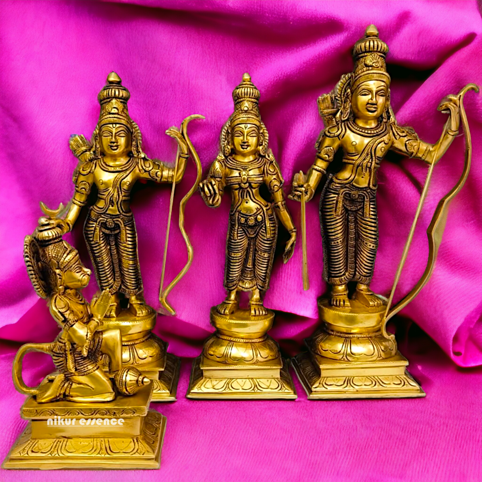 Pure brass Ram Darbar Set Idol - 18 inches Nikuressence