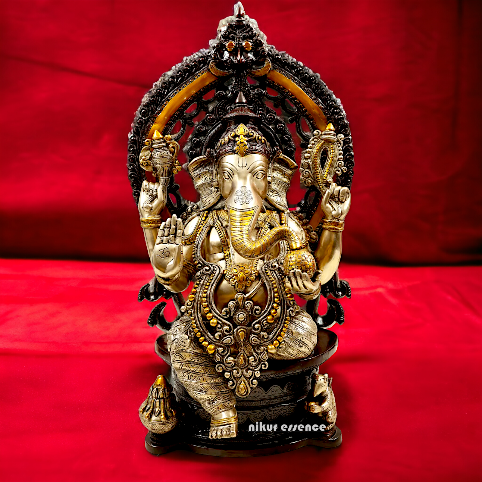 Lord Ganesha Sitting Brass Ganpati Bappa morya idol - 26.3 inches Nikuressence