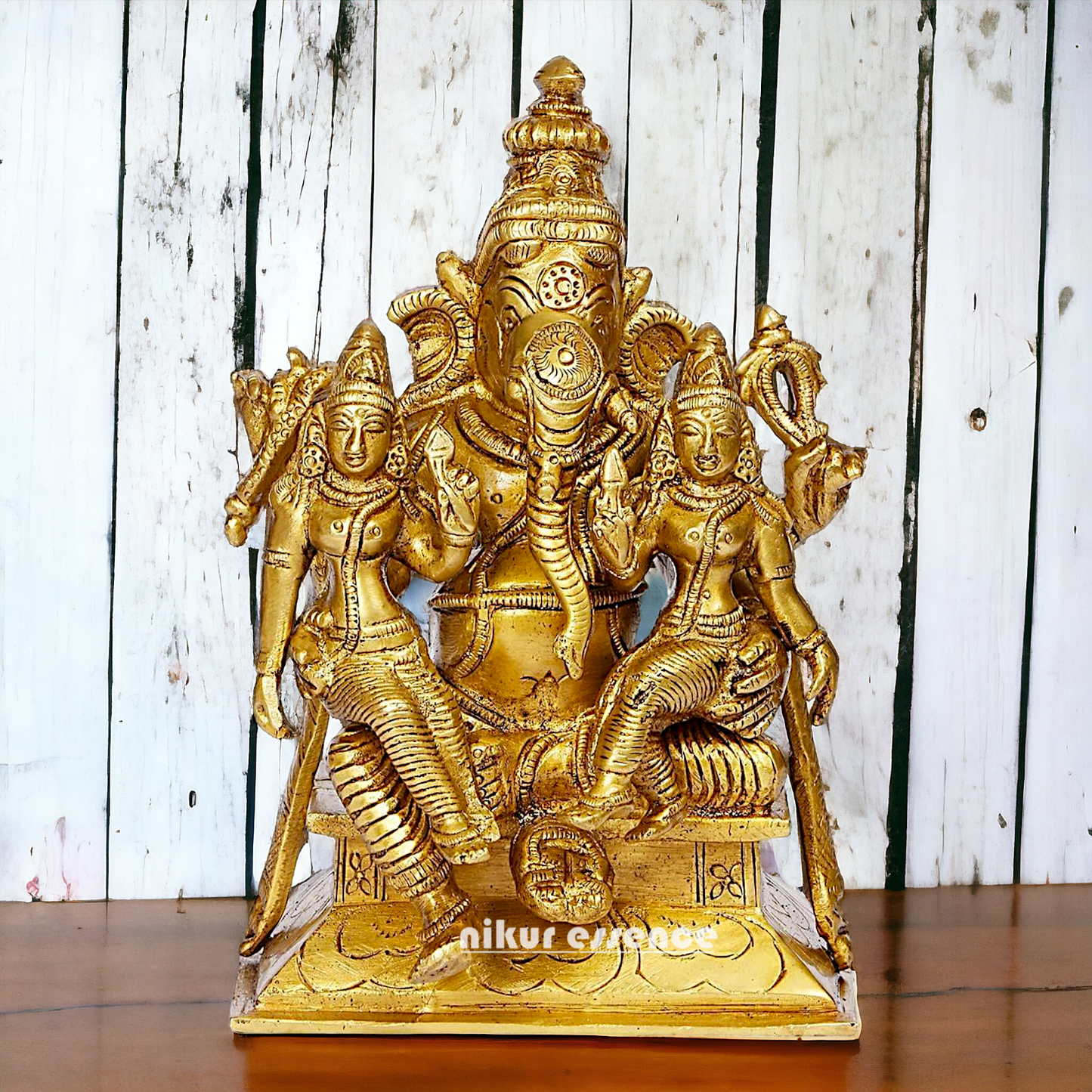 Lord Ganesha with Riddhi Siddhi Sitting Solid Brass idol - 7 inches Nikuressence