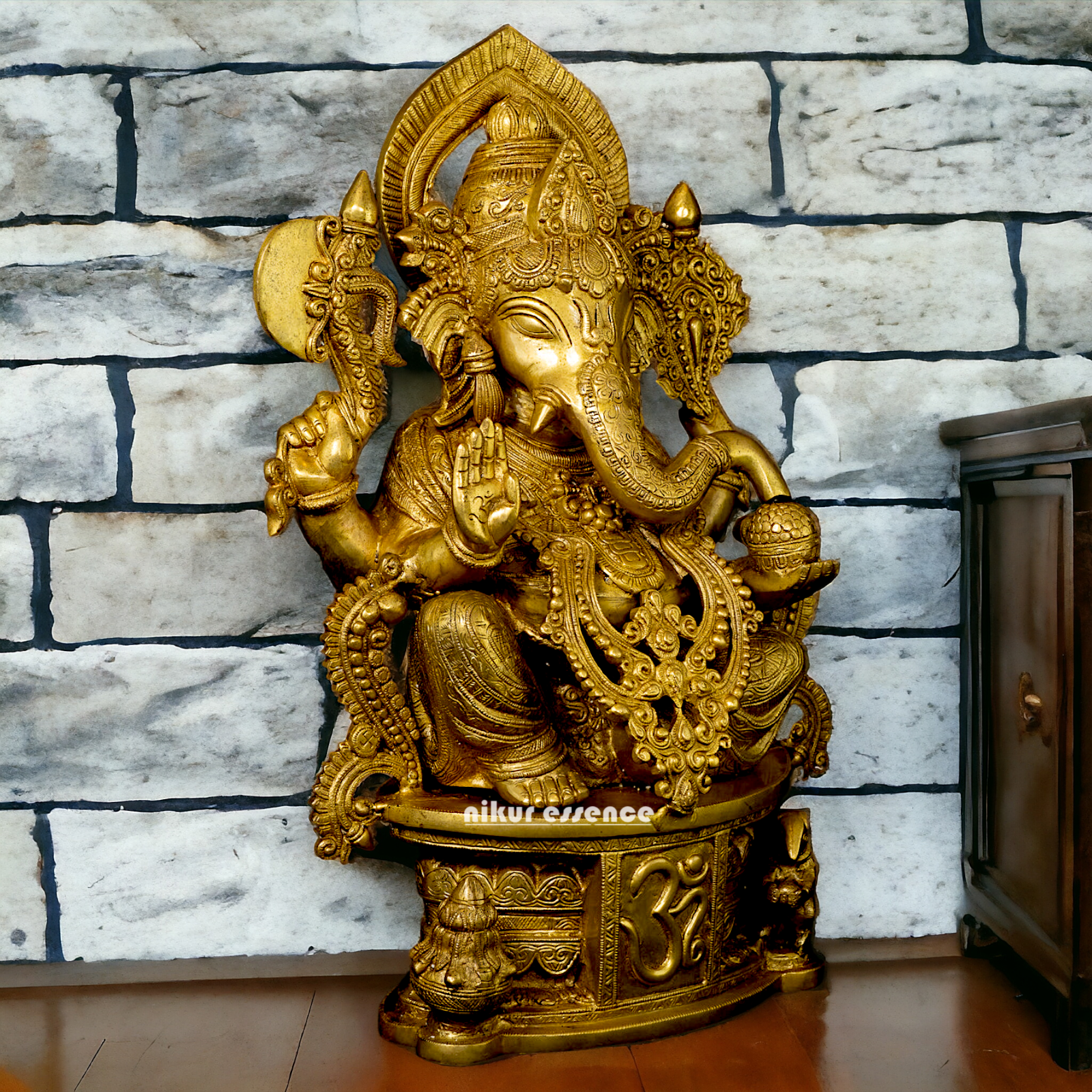 Lord Ganesha with Om solid Brass idol - 24 Inches Nikuressence