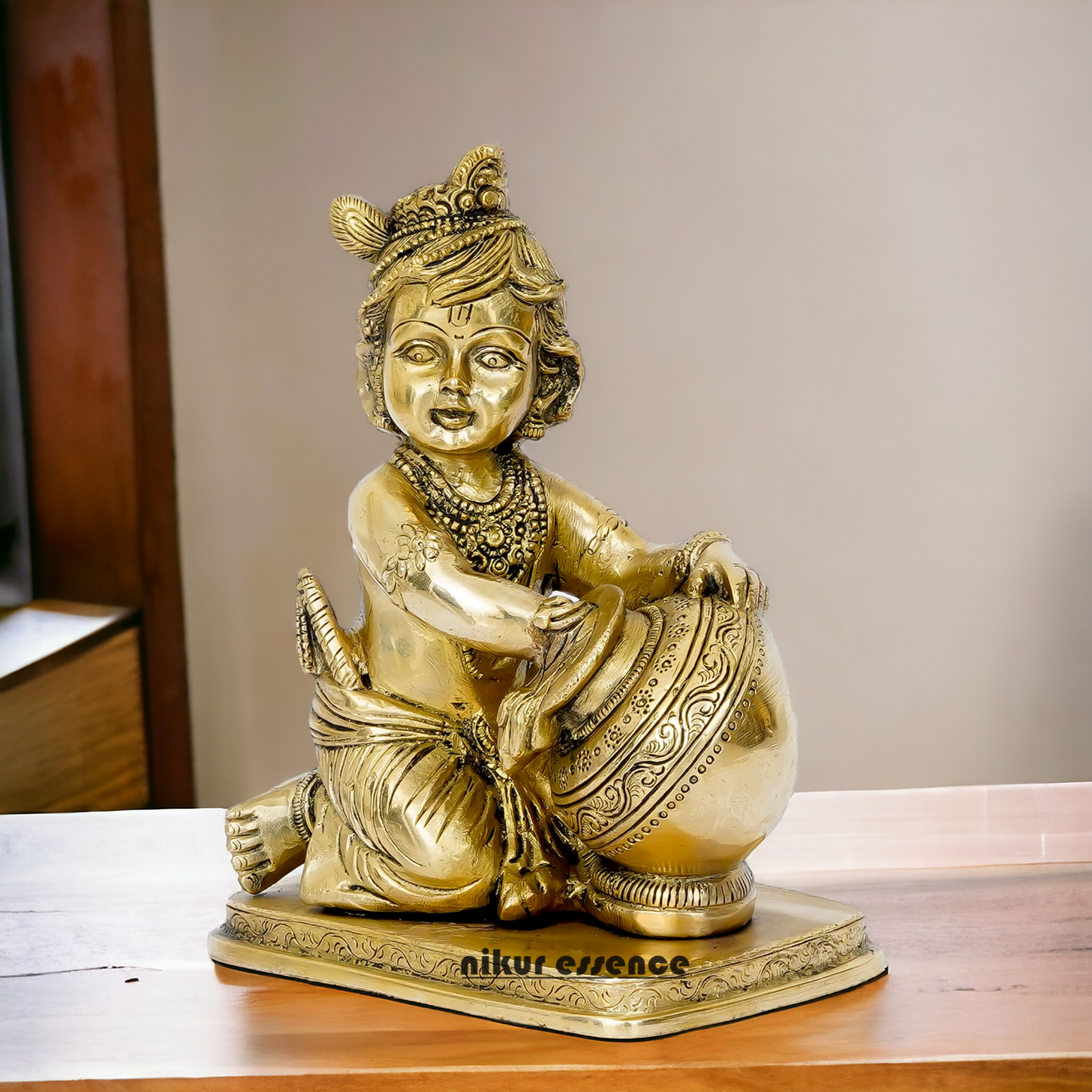 Lord Bal Krishna Makhan Chor Solid Brass idol - 7 inches Nikuressence