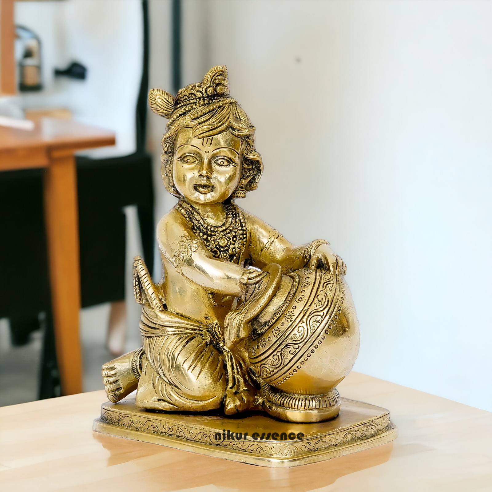 Lord Bal Krishna Makhan Chor Solid Brass idol - 7 inches Nikuressence