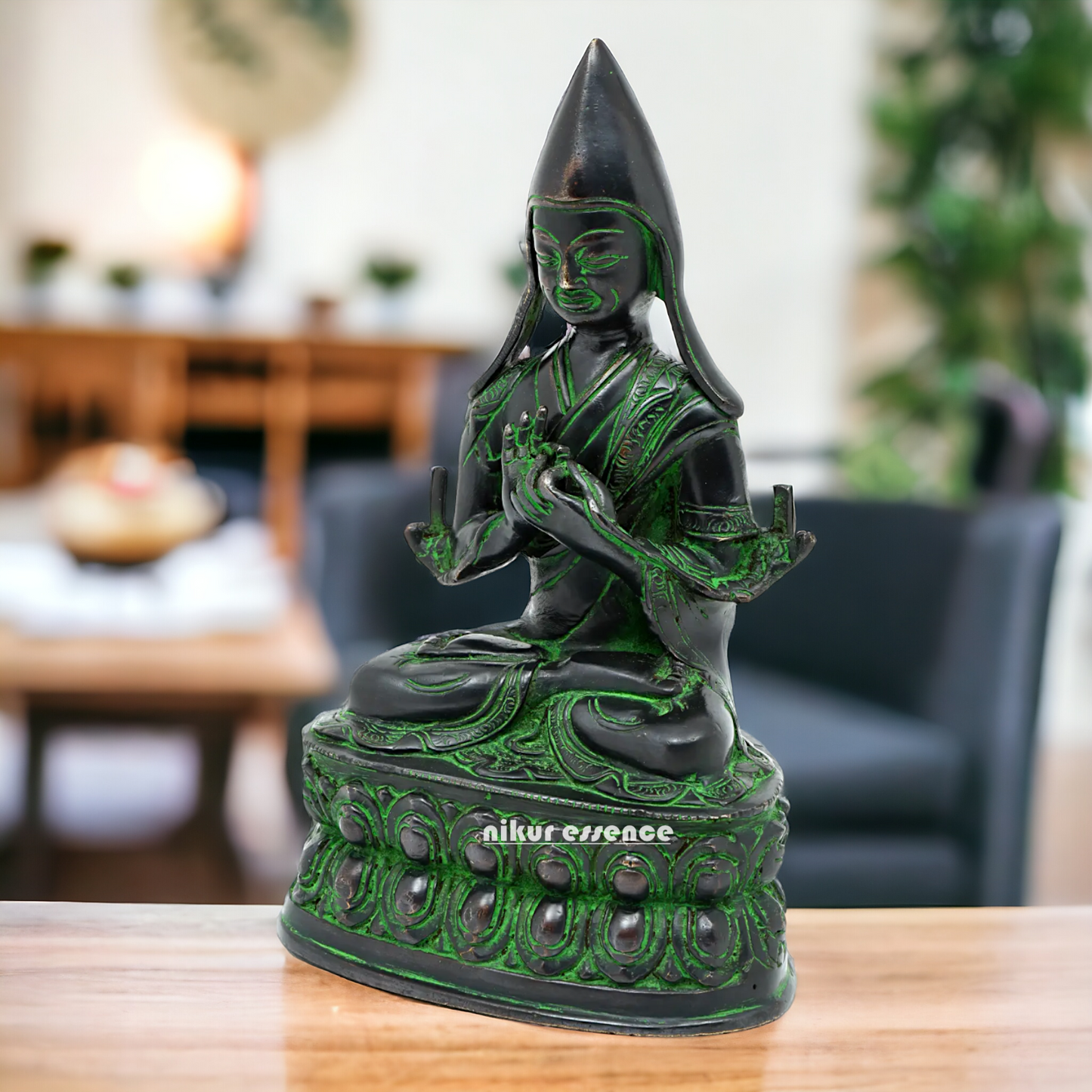 Brass Tsongkhapa idol- 10 inches Nikuressence
