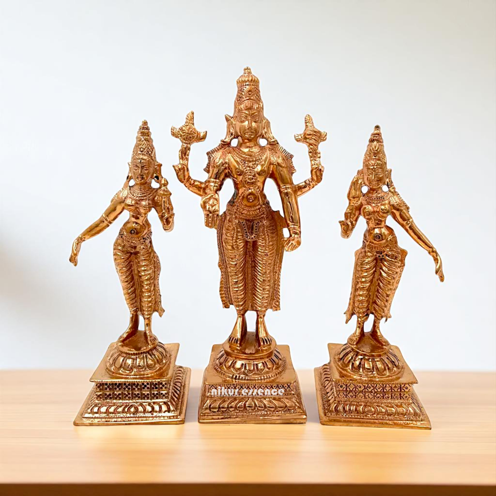 panchaloha vishnu sridevi bhudevi standing statue 6.5 inches Nikuressence