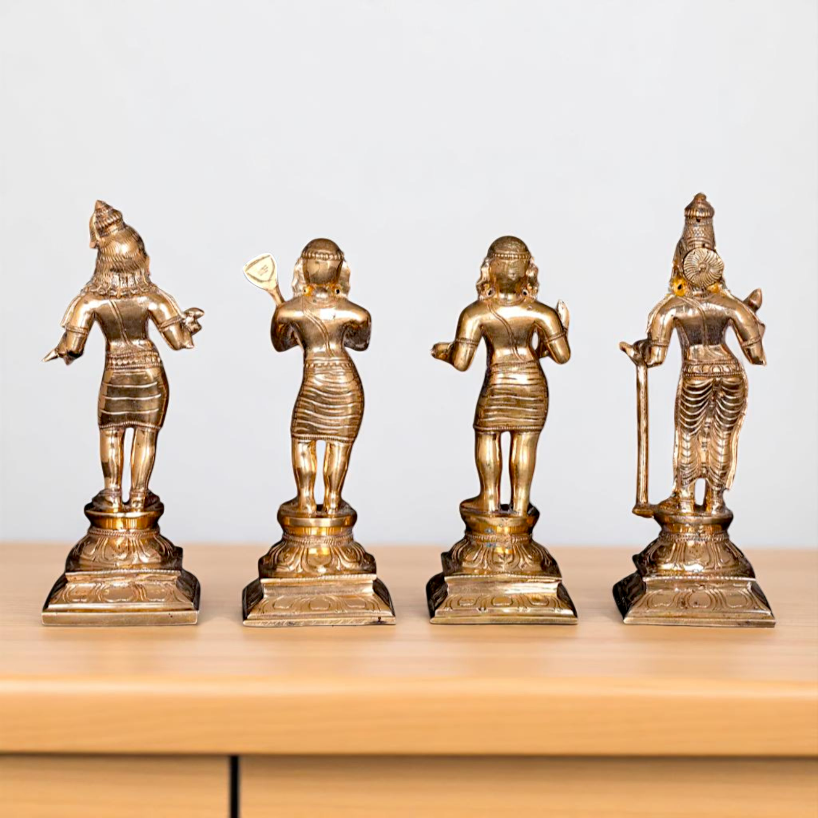 Bronze/Panchaloha Nalvar set standing with Blessing statue - 6 Inches Nikuressence