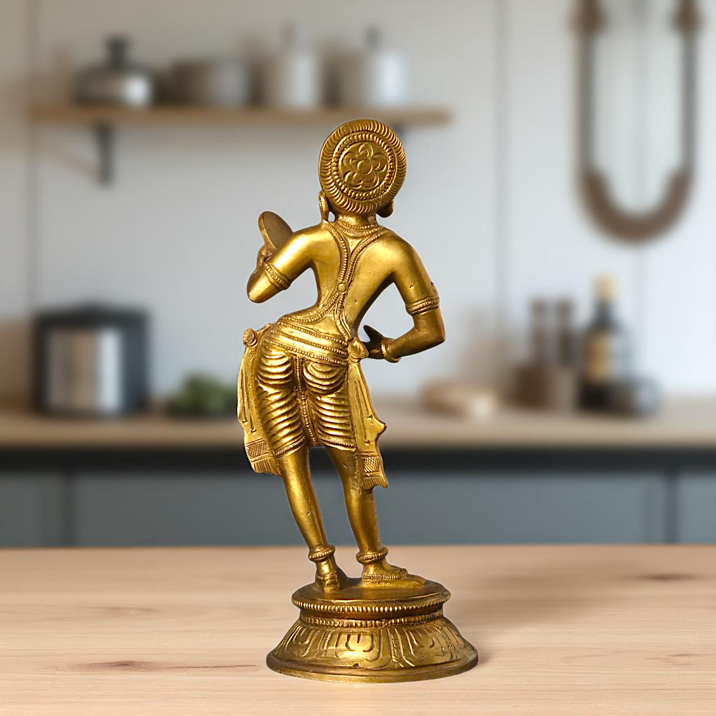 Mirror Lady Standing Bronze/Panchaloha idol - 6 Inches Nikuressence