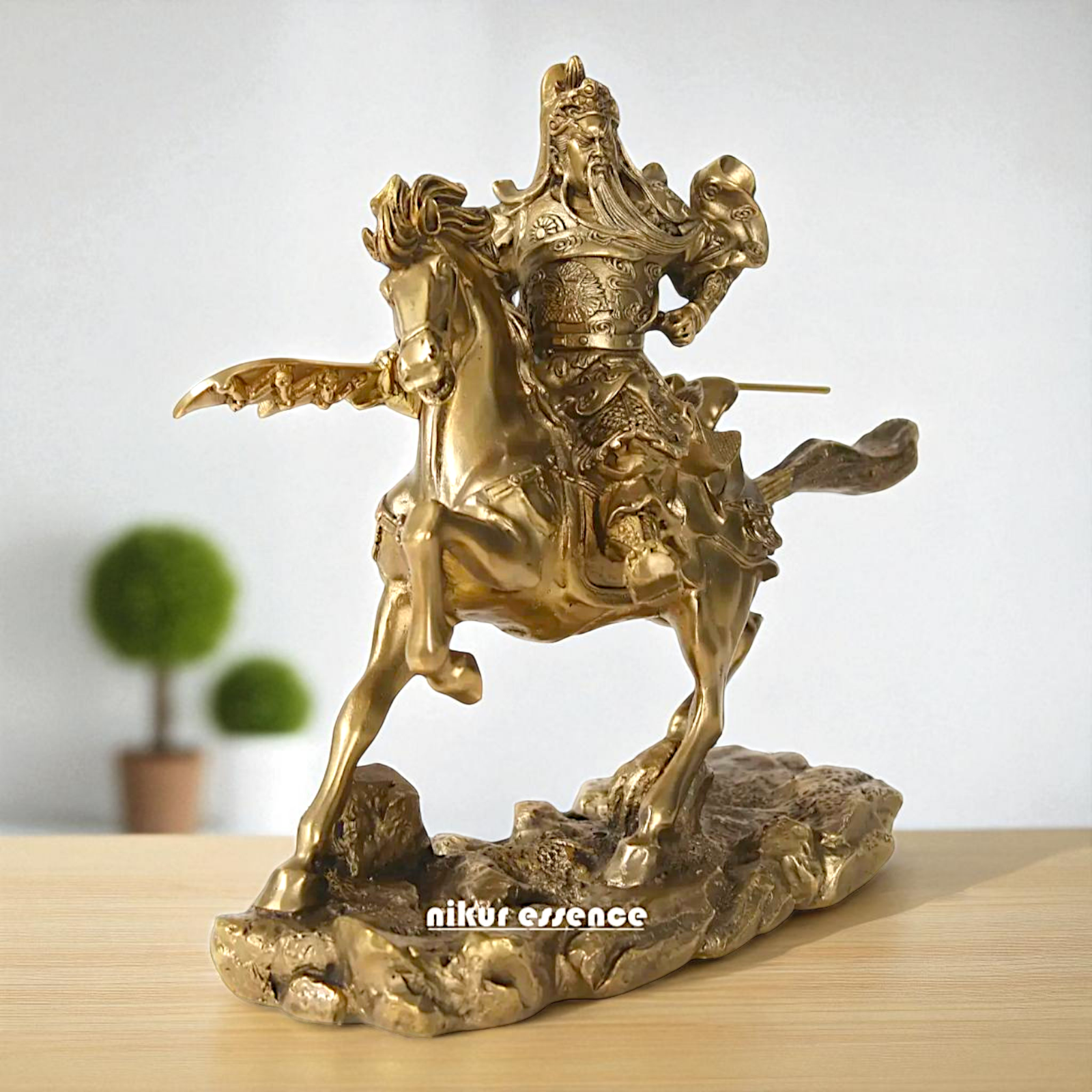Chinese warrior Guan Yu on horse Bronze/Panchaloha idol - 9 Inches Nikuressence