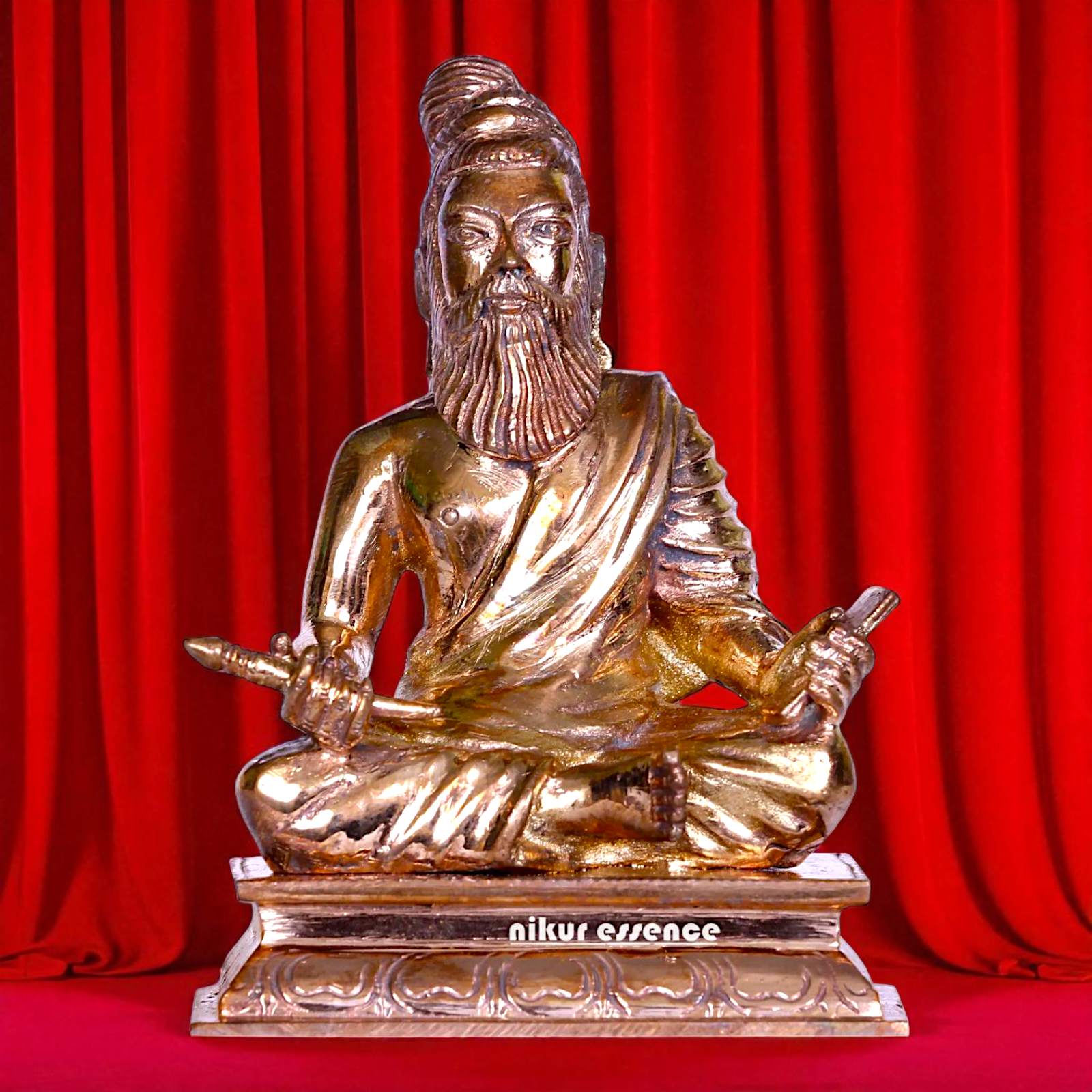 Philosopher Thiruvalluvar Tamil Guru seated Bronze/Panchaloha idol - 3 Inches Nikuressence