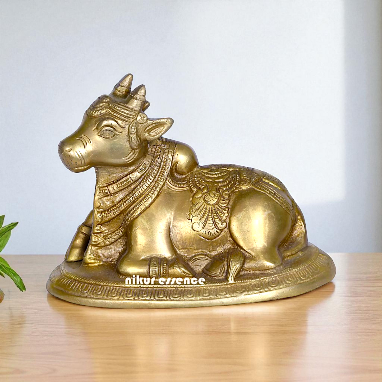 Nandi Bull Seated Bronze/Panchaloha idol - 6 Inches Nikuressence