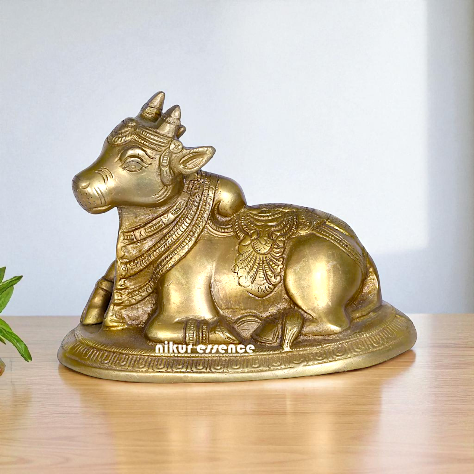 Nandi Bull Seated Bronze/Panchaloha idol - 6 Inches Nikuressence