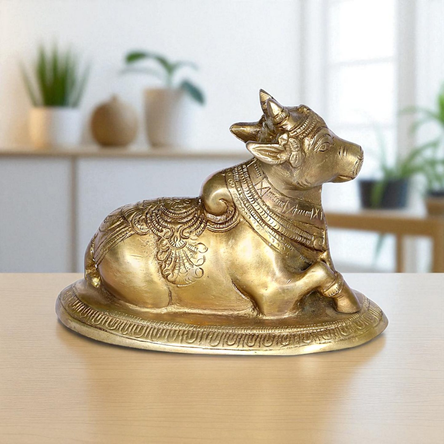 Nandi Bull Seated Bronze/Panchaloha idol - 6 Inches Nikuressence