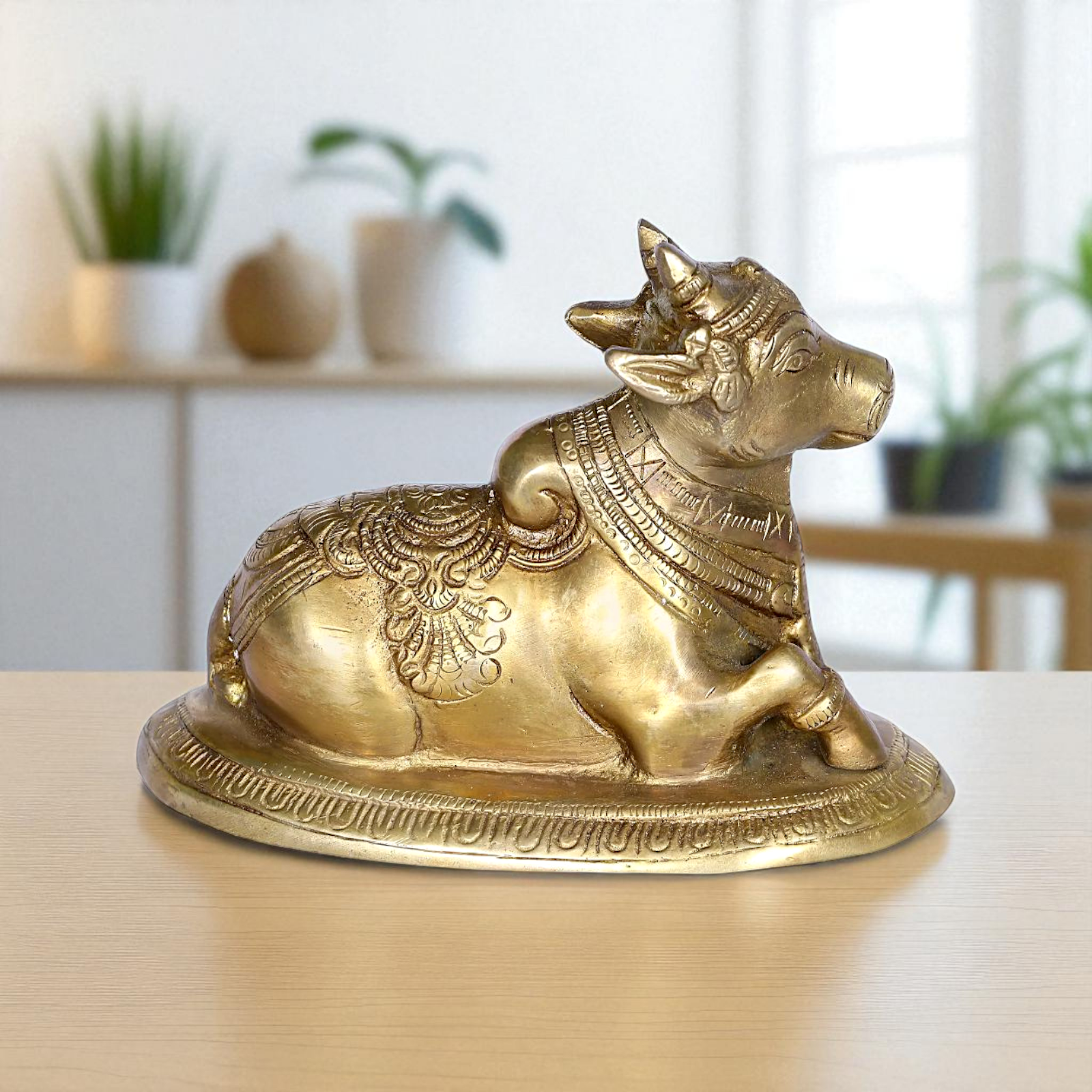 Nandi Bull Seated Bronze/Panchaloha idol - 6 Inches Nikuressence