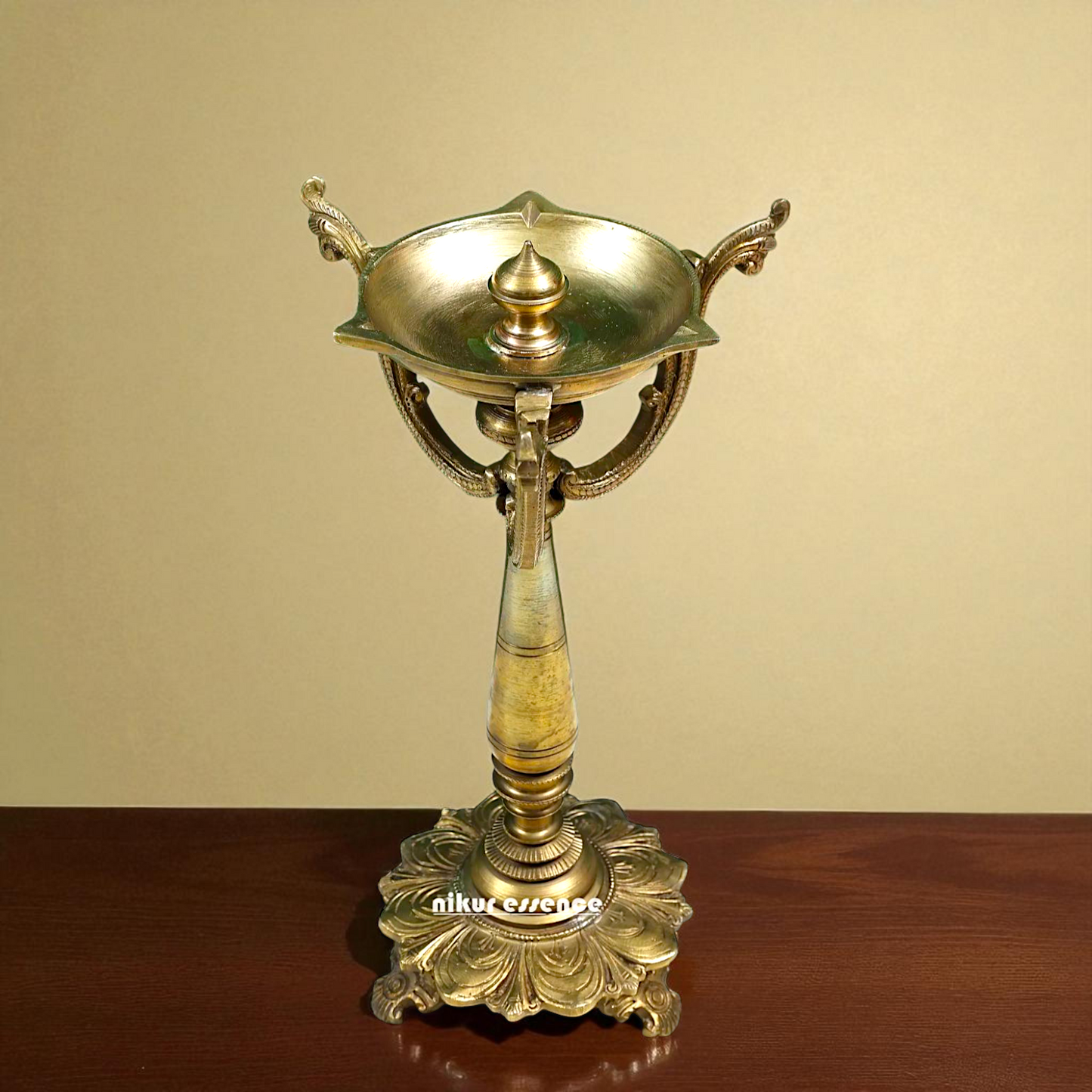 Panchaloha Bronze wick diya lamp - 10 Inches Nikuressence