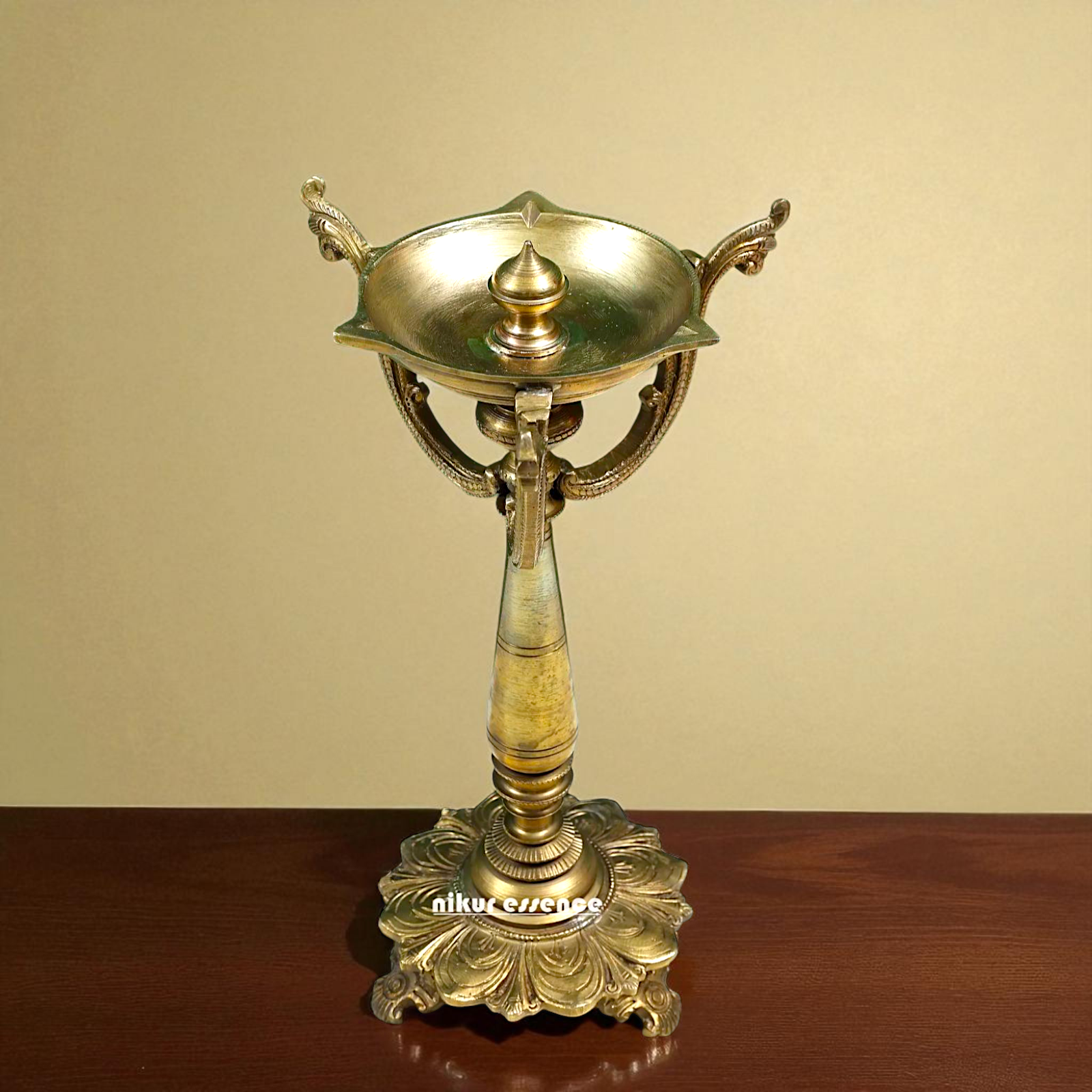 Panchaloha Bronze wick diya lamp - 10 Inches Nikuressence