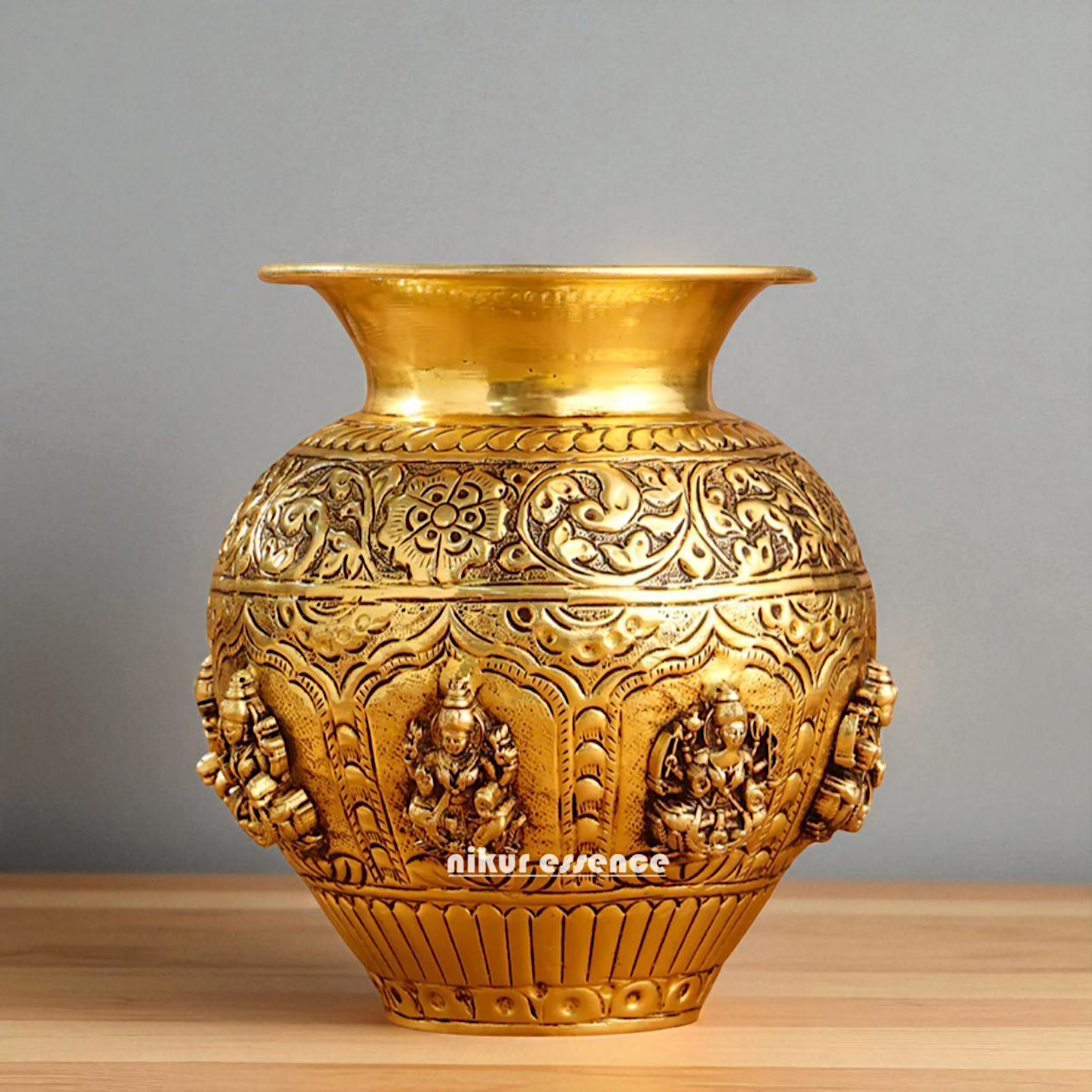 Asthalakshmi pot Matka kalash Solid Brass - 9 Inches Nikuressence