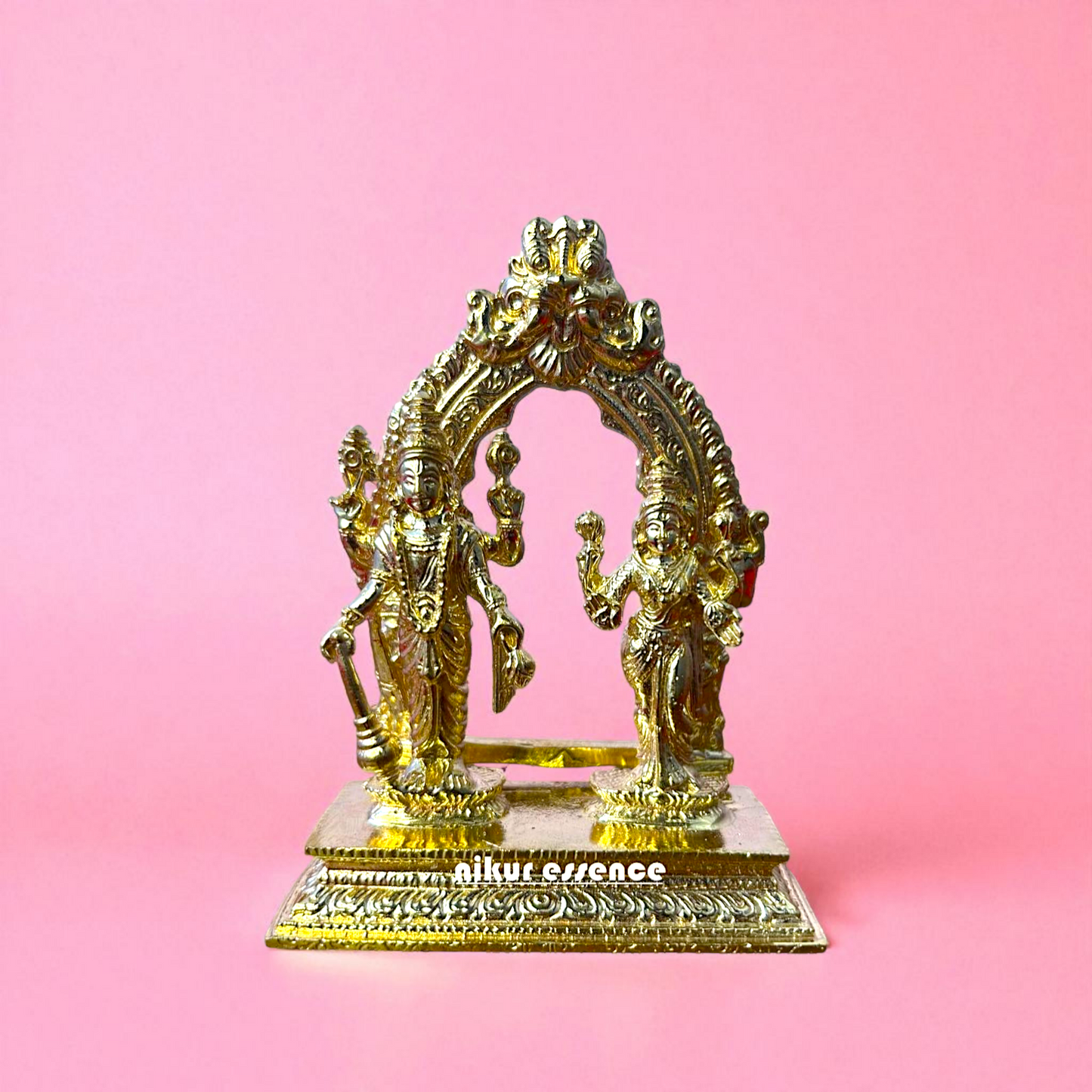 Vishnu Bhagwan with Lakshmi Standing Bronze/Panchaloha idol - 5 Inches Nikuressence
